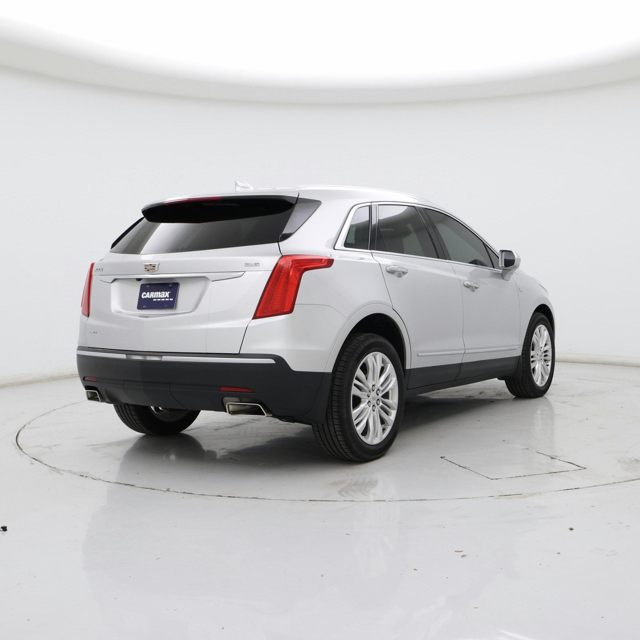 Thumbnail: 2017 Cadillac XT5 - 8