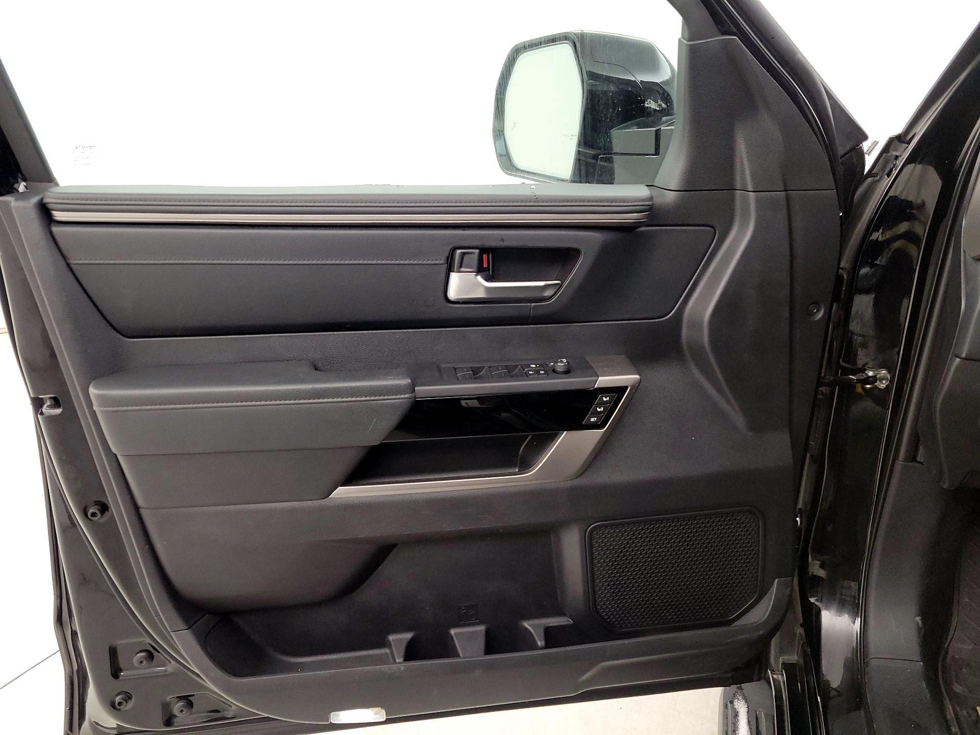 Thumbnail: 2023 Toyota Sequoia - 12