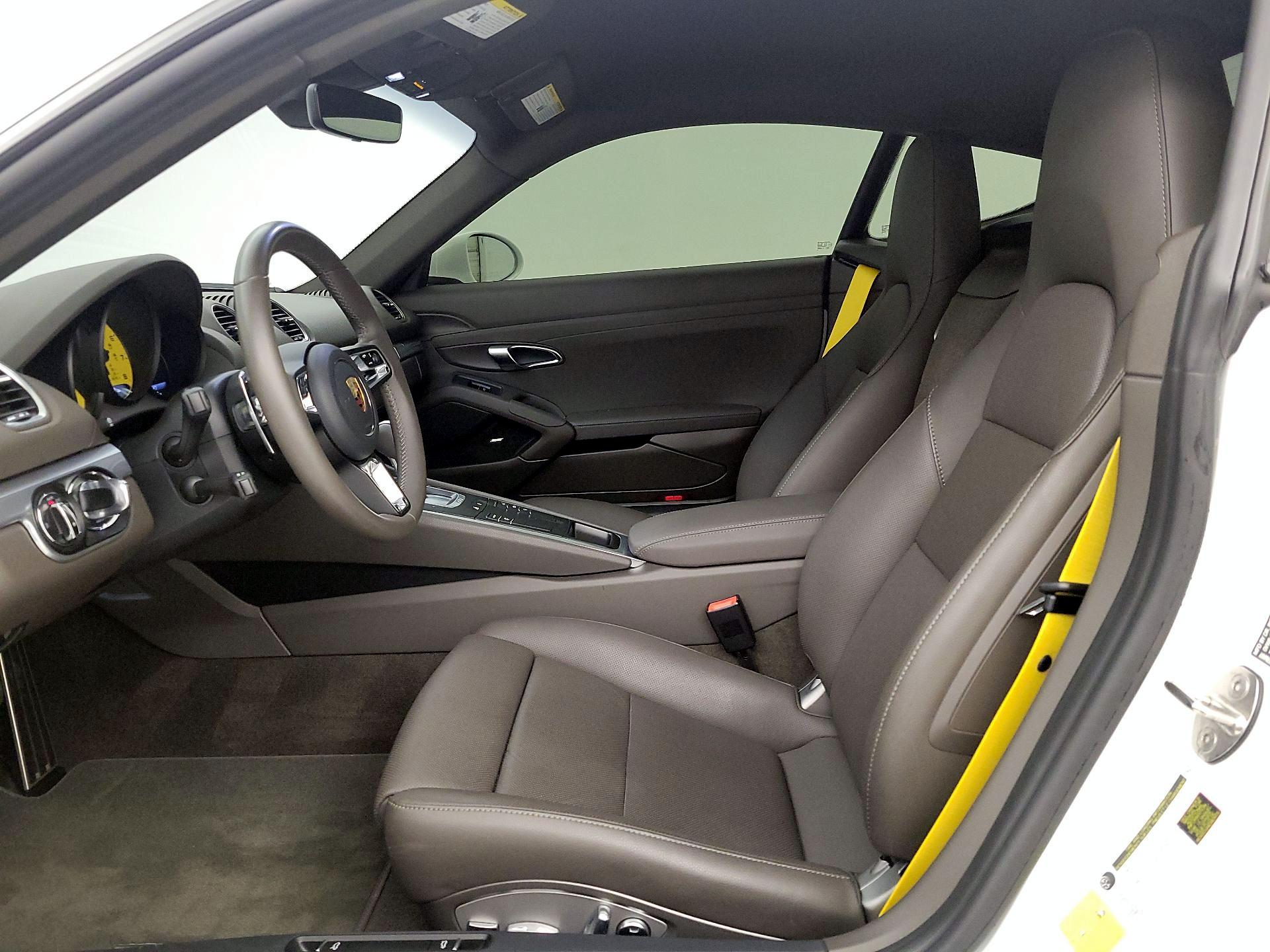 Thumbnail: 2024 Porsche 718 Cayman - 11