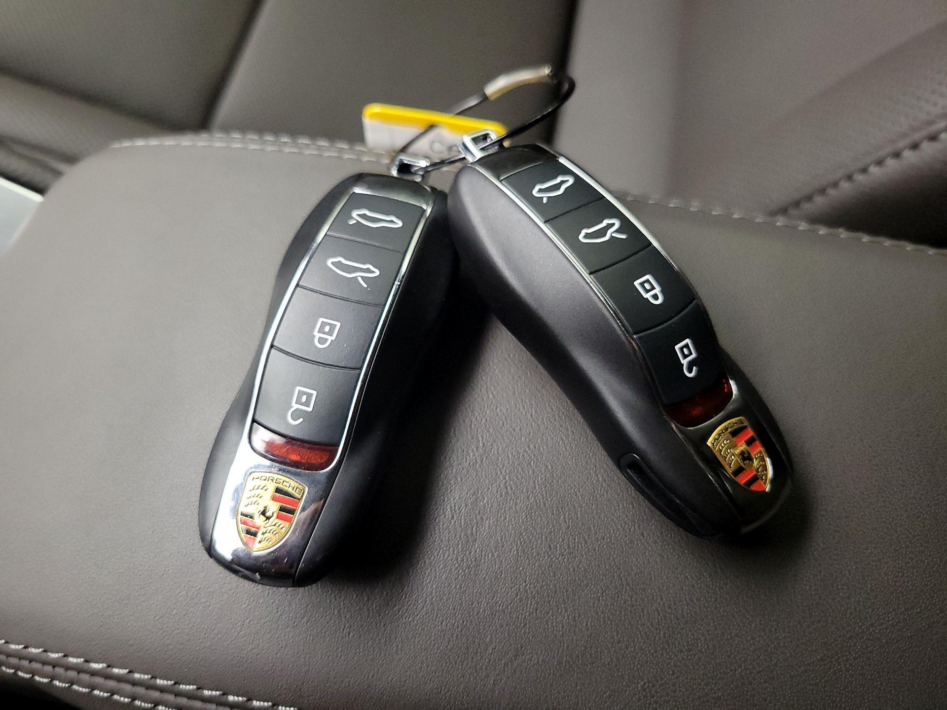 Thumbnail: 2024 Porsche 718 Cayman - 20