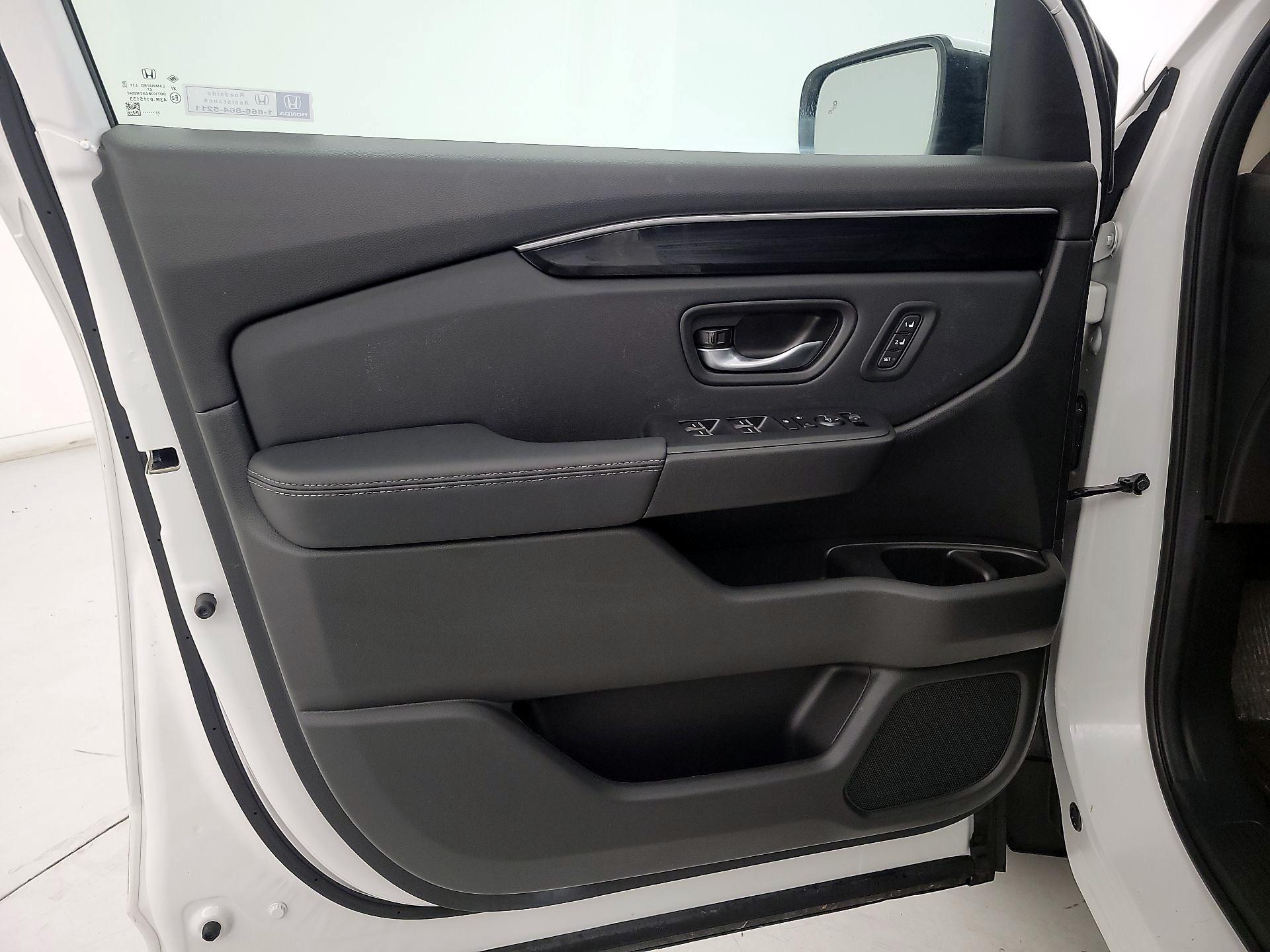 Thumbnail: 2025 Honda Pilot - 12