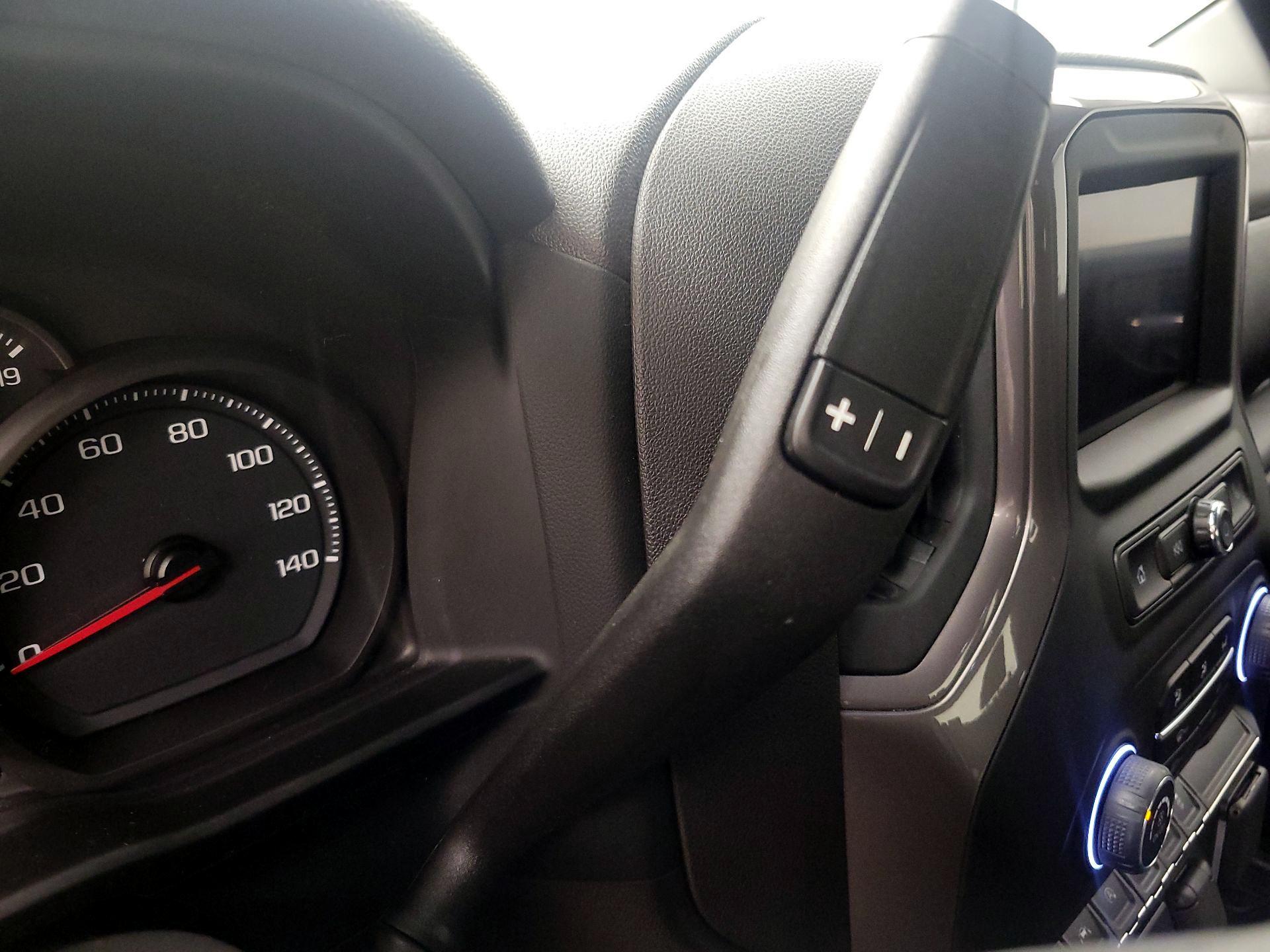 Thumbnail: 2023 Chevrolet Silverado 1500 - 17