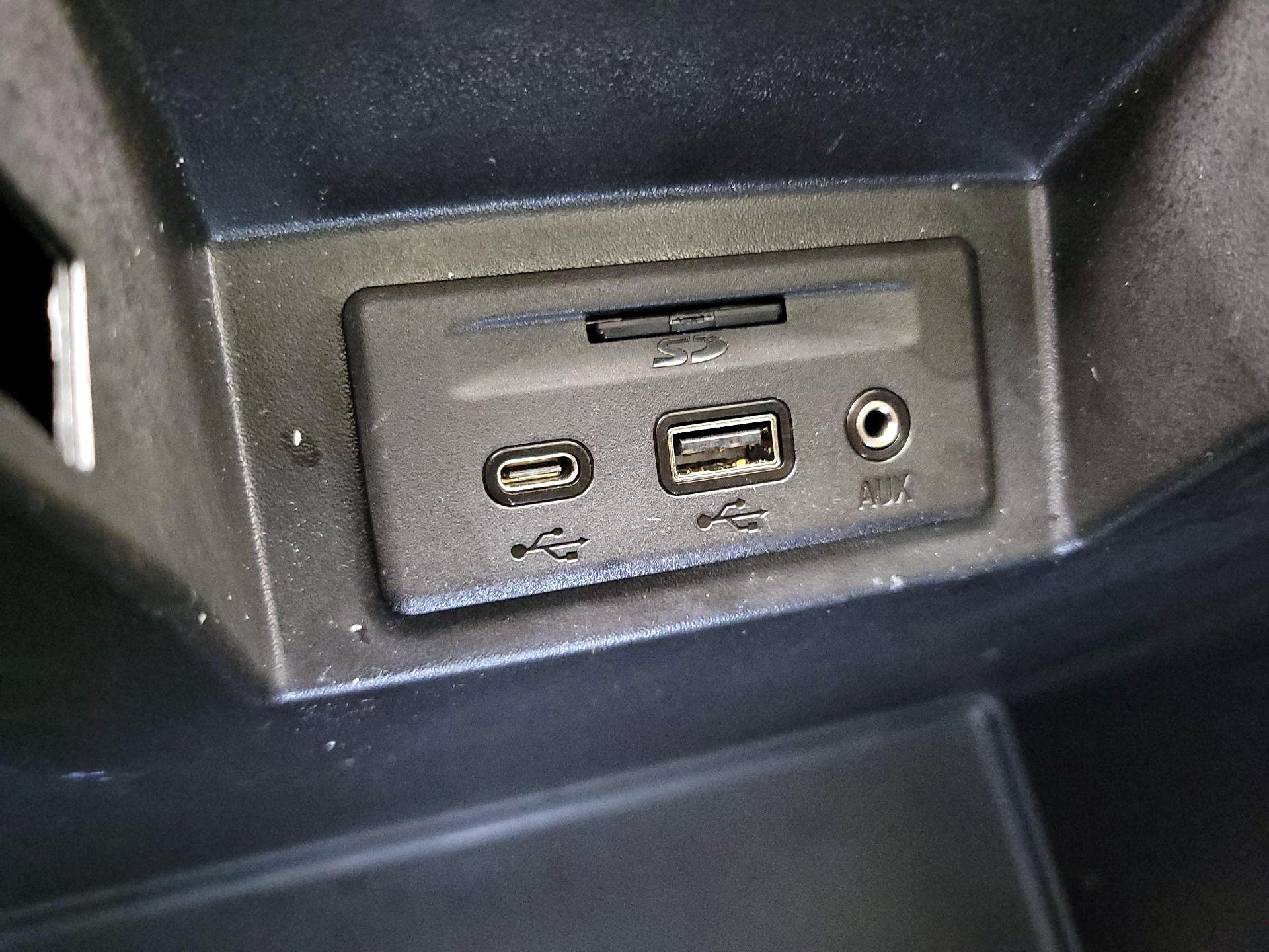 Thumbnail: 2021 GMC Sierra 1500 - 18