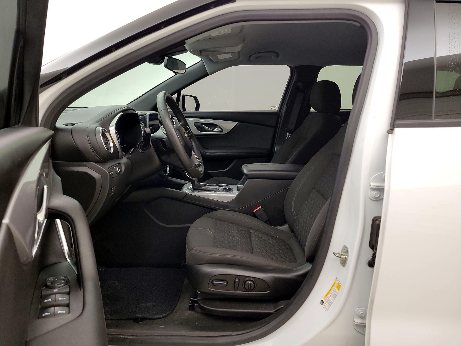 Thumbnail: 2022 Chevrolet Blazer - 11