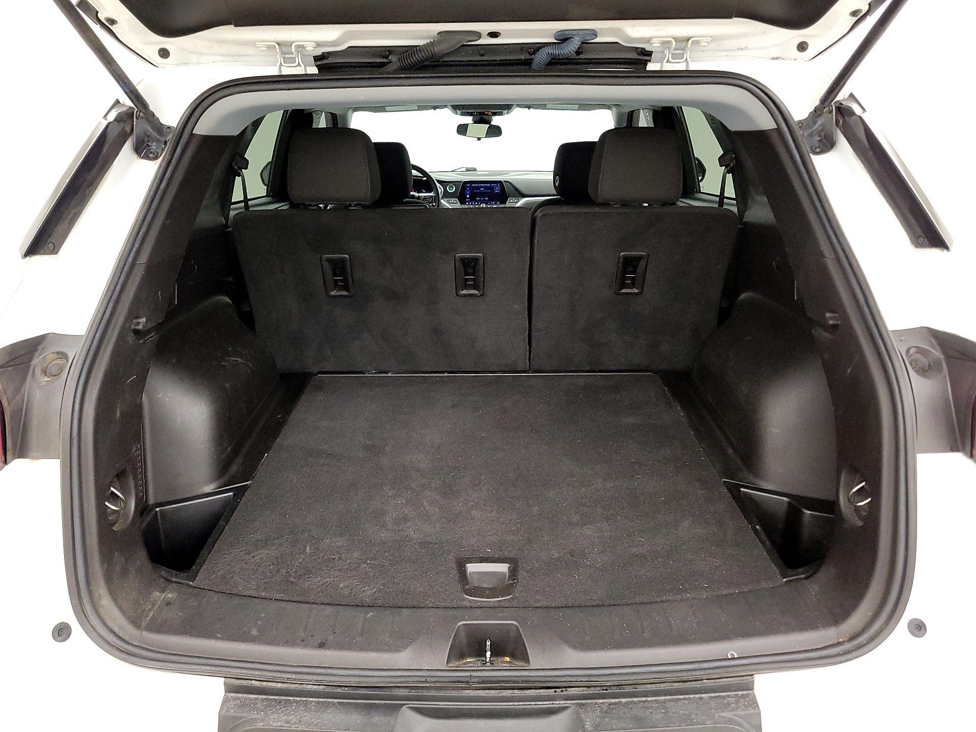 Thumbnail: 2022 Chevrolet Blazer - 20