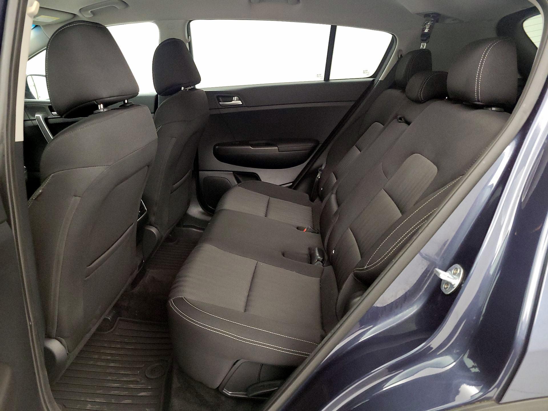 Thumbnail: 2017 Kia Sportage - 19