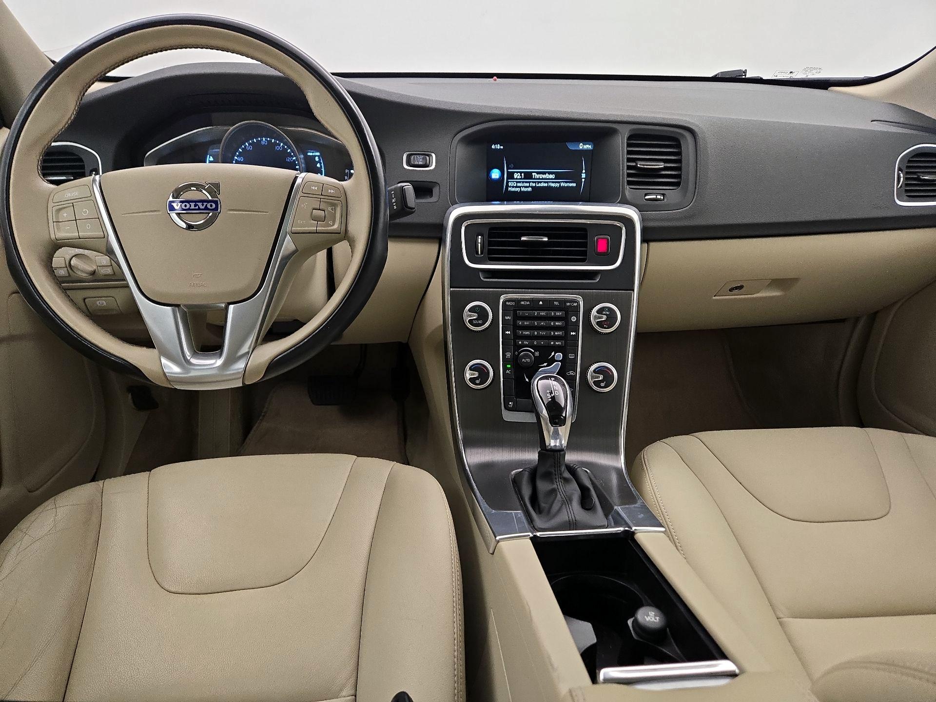 Thumbnail: 2015 Volvo S60 - 9