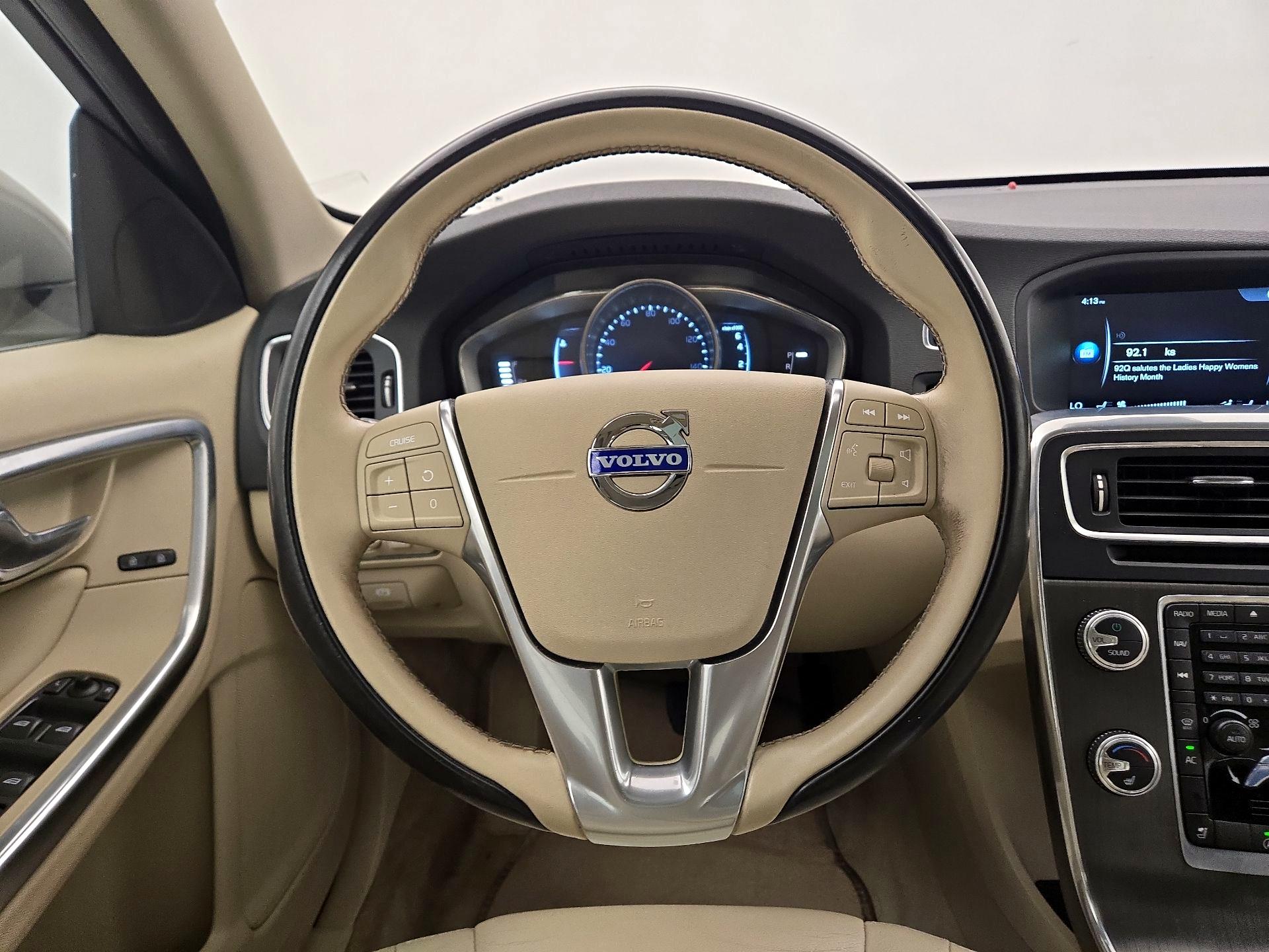 Thumbnail: 2015 Volvo S60 - 10