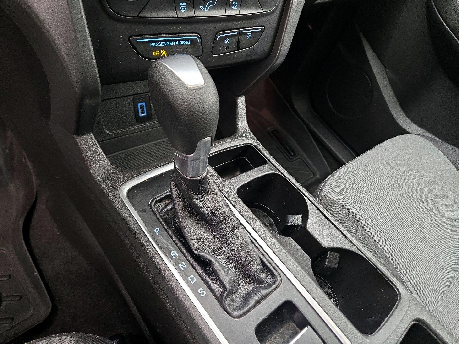 Thumbnail: 2017 Ford Escape - 17