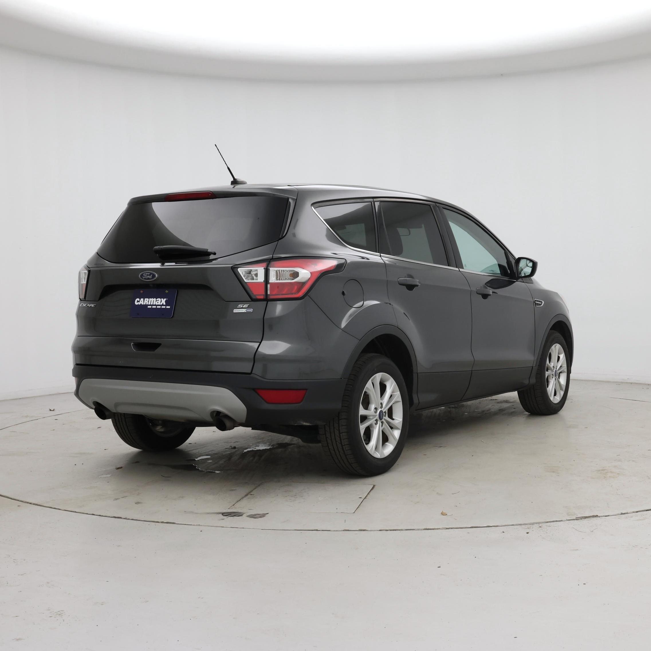 Thumbnail: 2017 Ford Escape - 8