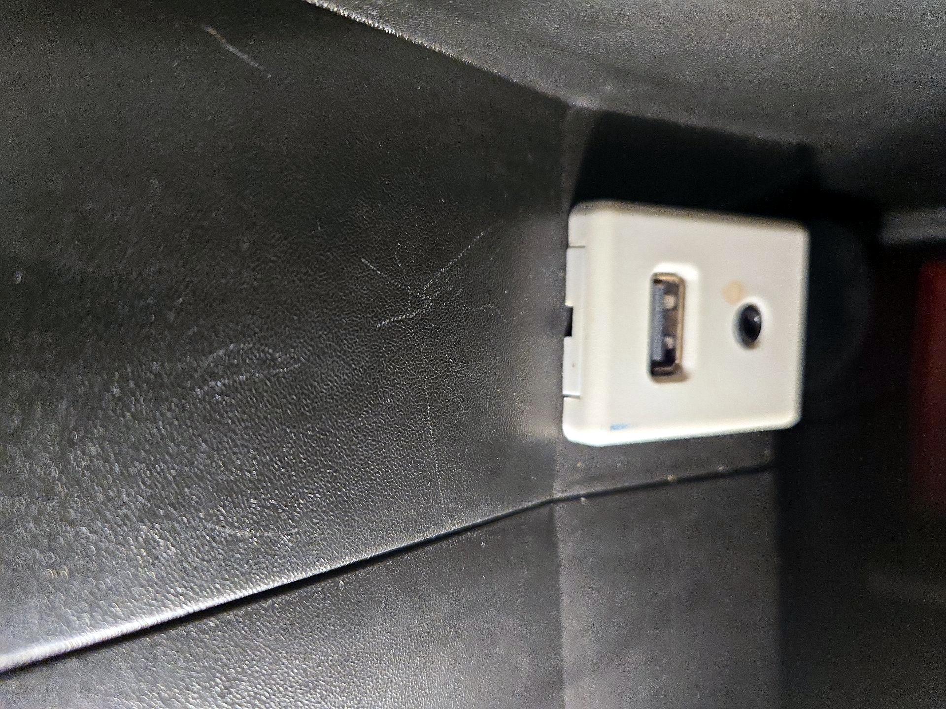 Thumbnail: 2016 Chevrolet Equinox - 18