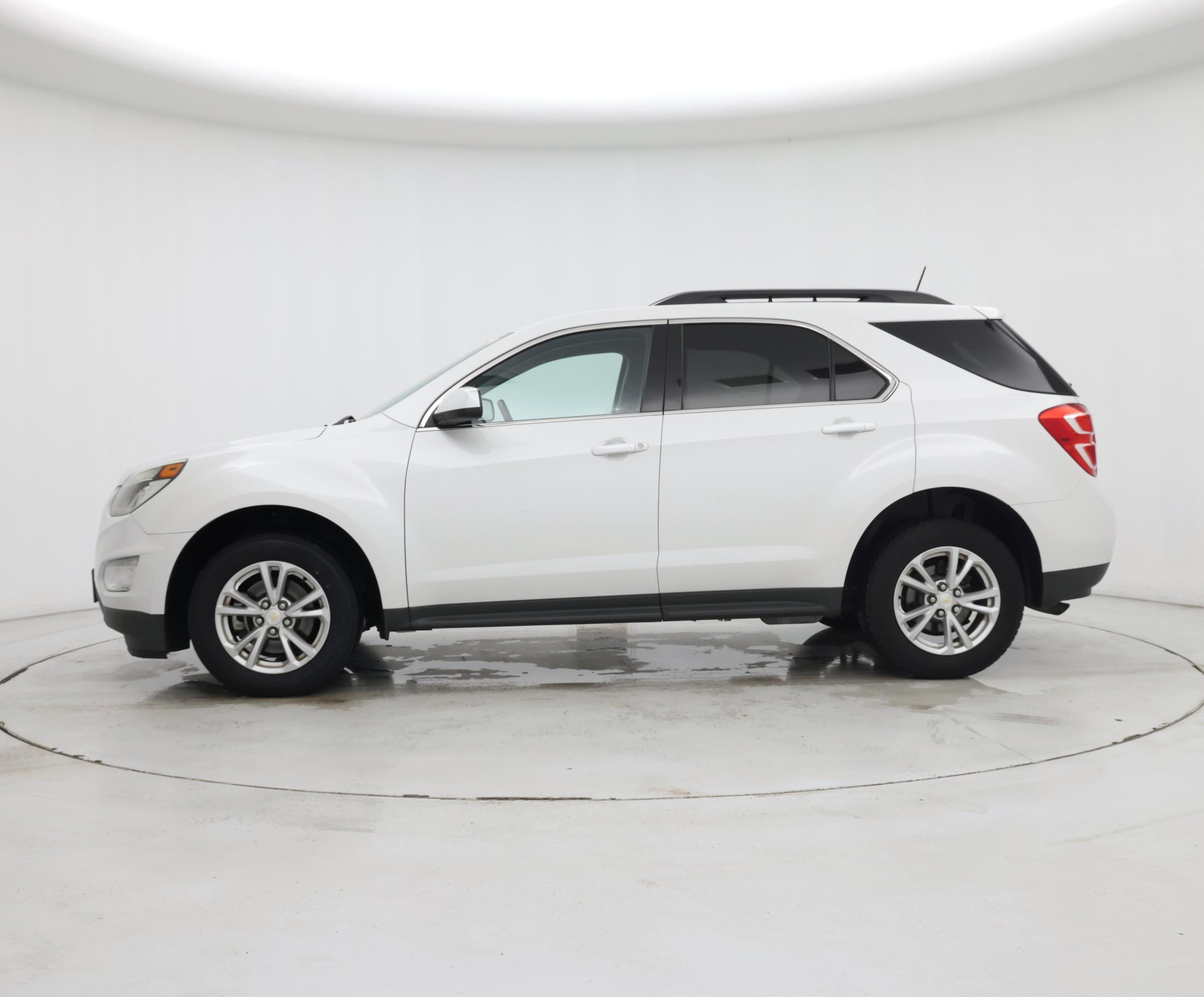 Thumbnail: 2016 Chevrolet Equinox - 3