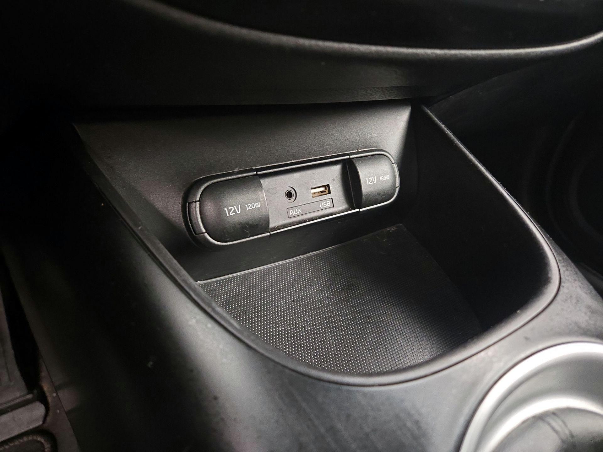 Thumbnail: 2019 Kia Soul - 18