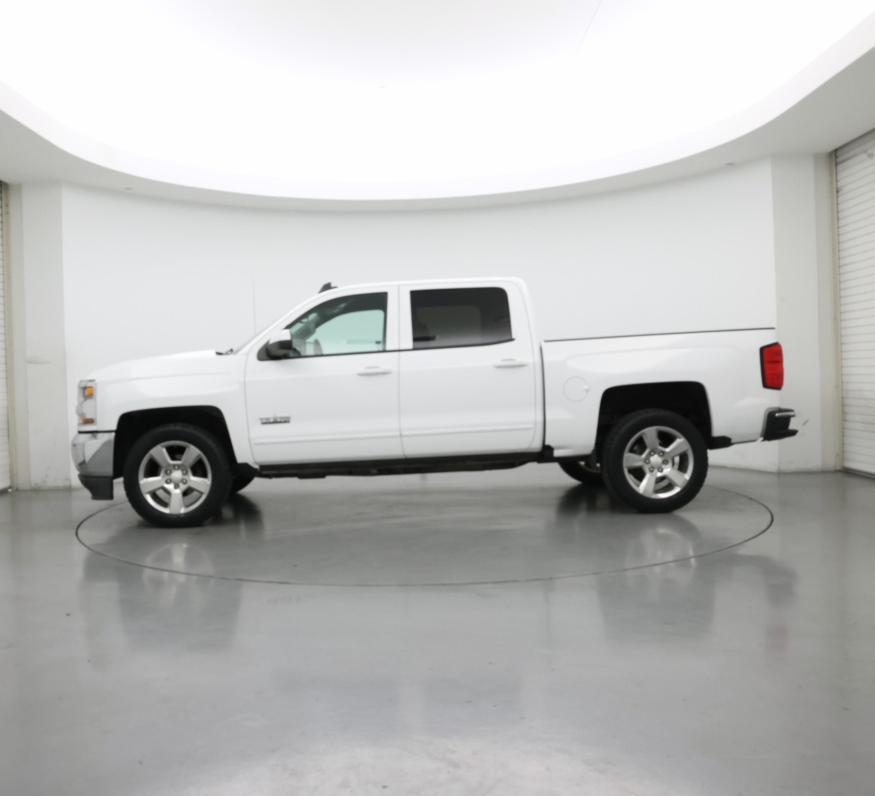 Thumbnail: 2017 Chevrolet Silverado 1500 - 3