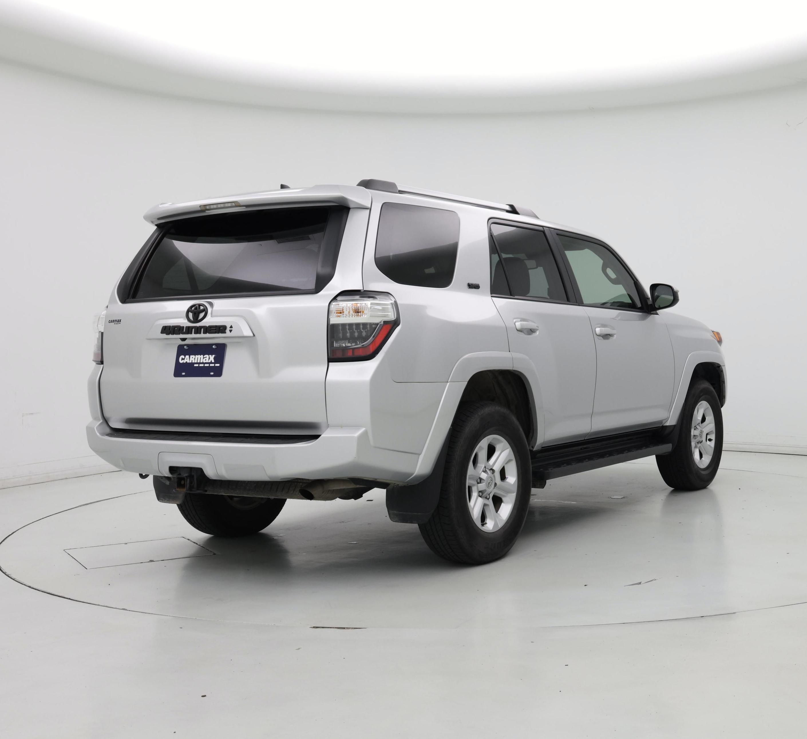 Thumbnail: 2023 Toyota 4Runner - 8