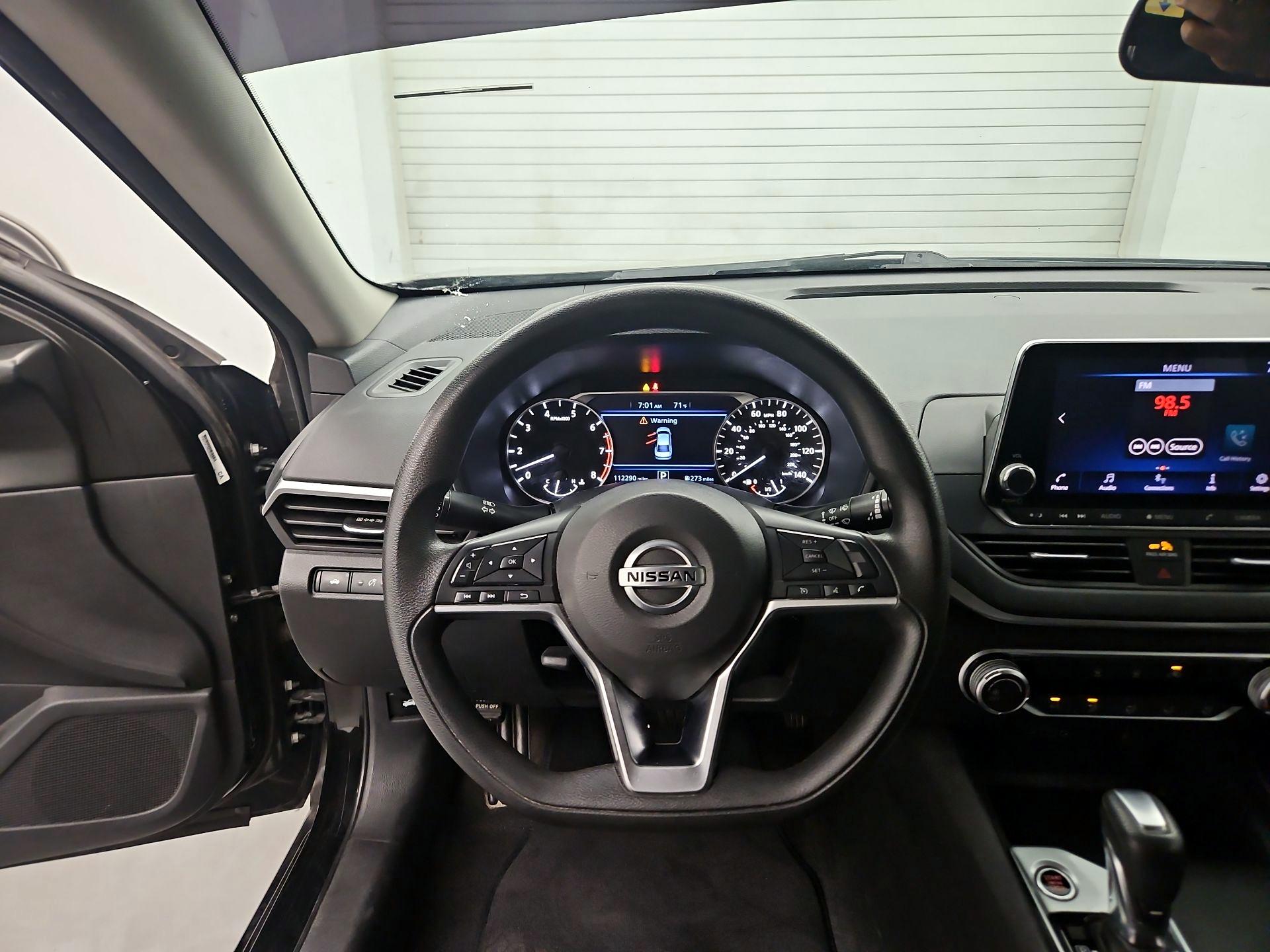 Thumbnail: 2020 Nissan Altima - 10