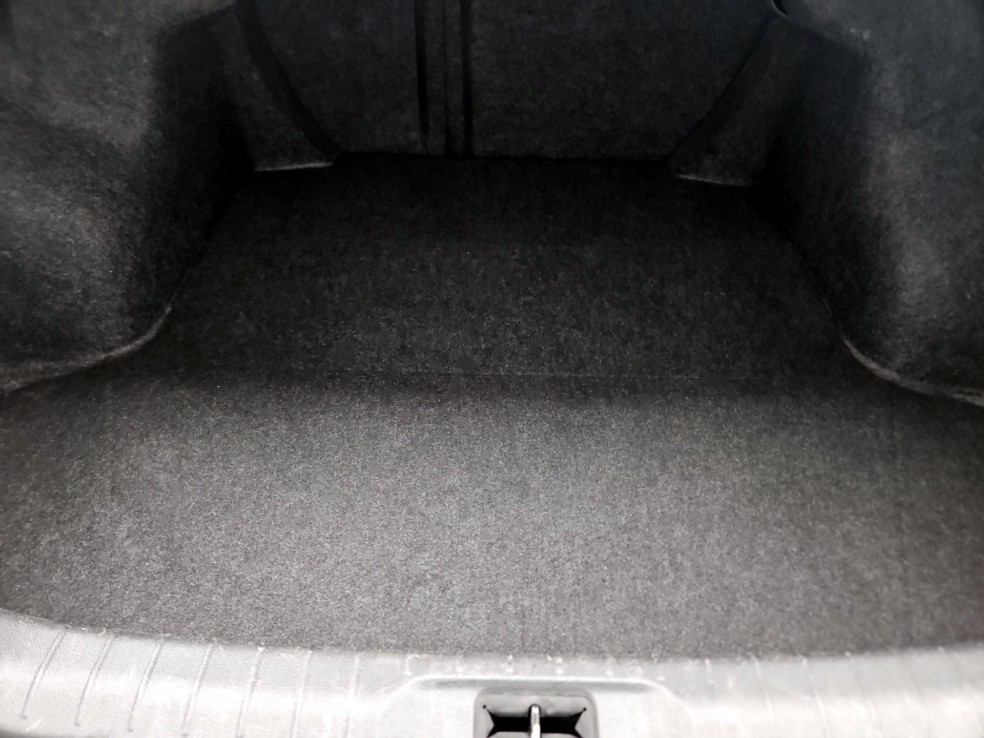 Thumbnail: 2020 Nissan Altima - 20