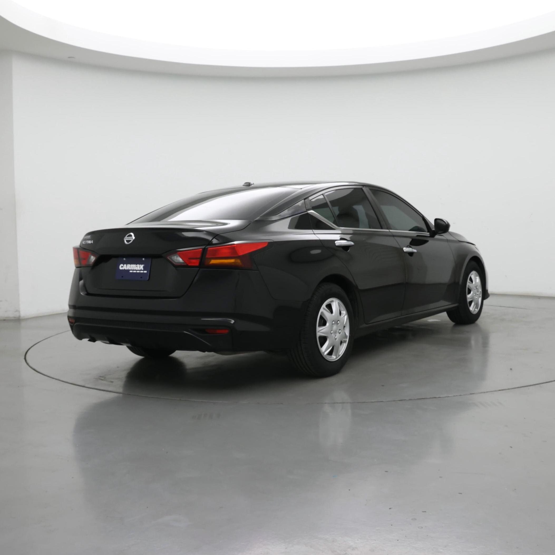 Thumbnail: 2020 Nissan Altima - 8