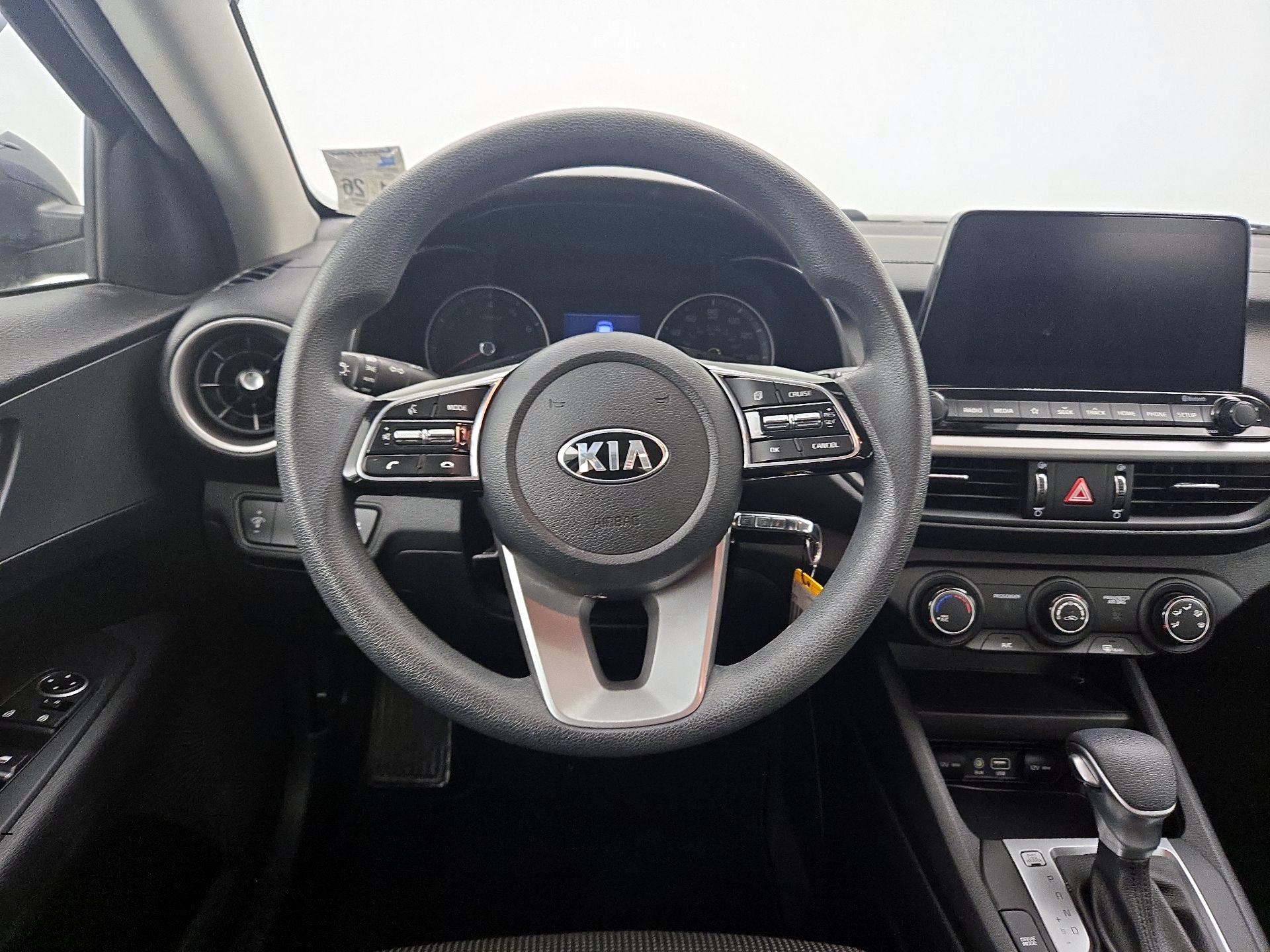 Thumbnail: 2021 Kia Forte - 10