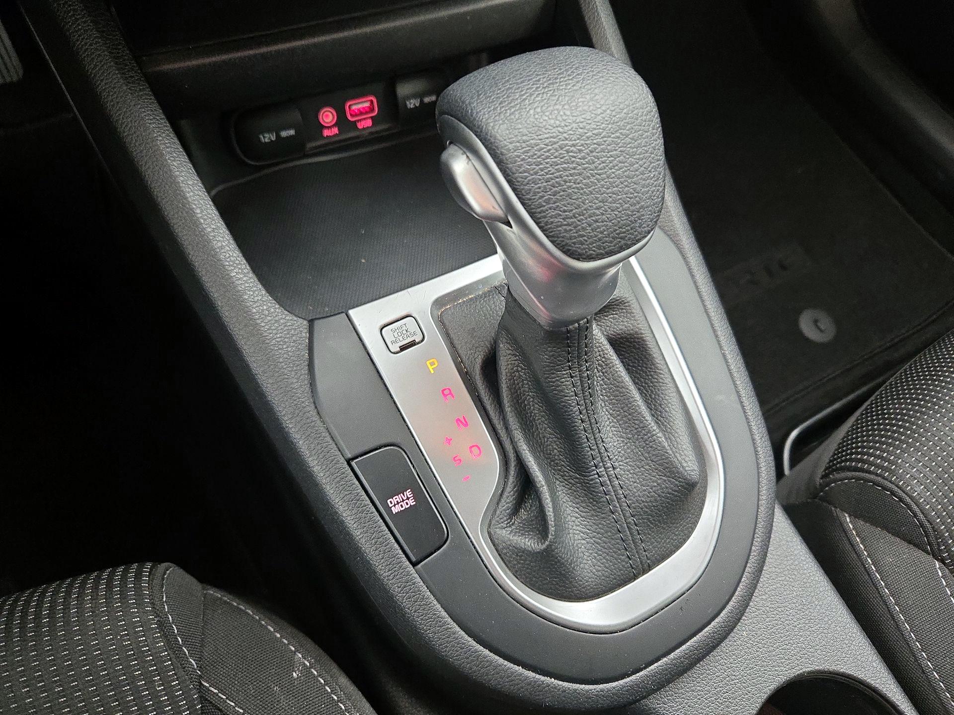 Thumbnail: 2021 Kia Forte - 17