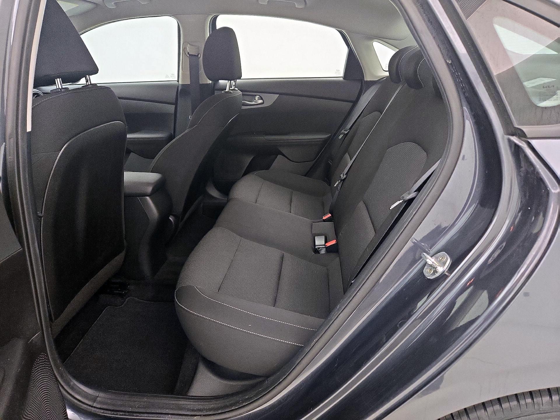Thumbnail: 2021 Kia Forte - 19