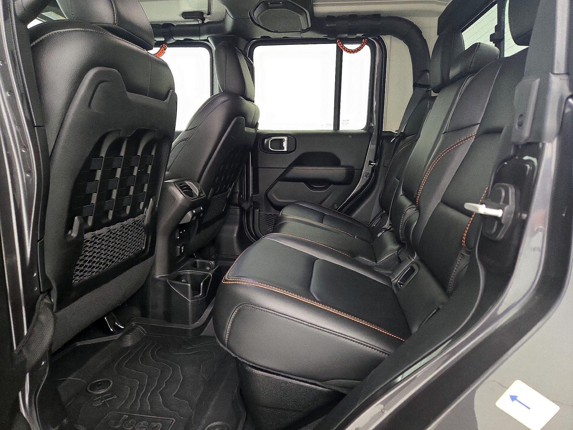 Thumbnail: 2020 Jeep Gladiator - 20