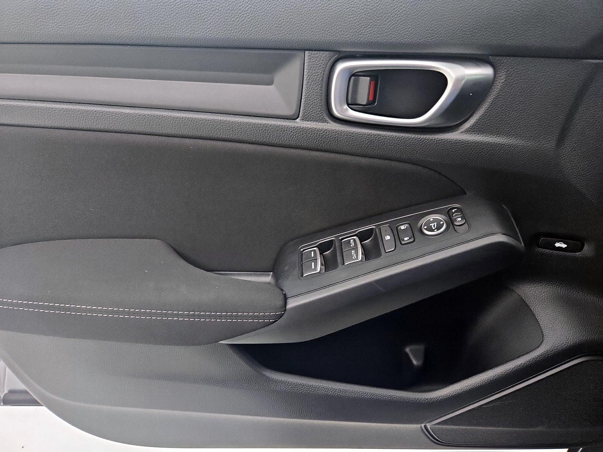 Thumbnail: 2023 Honda Civic - 12