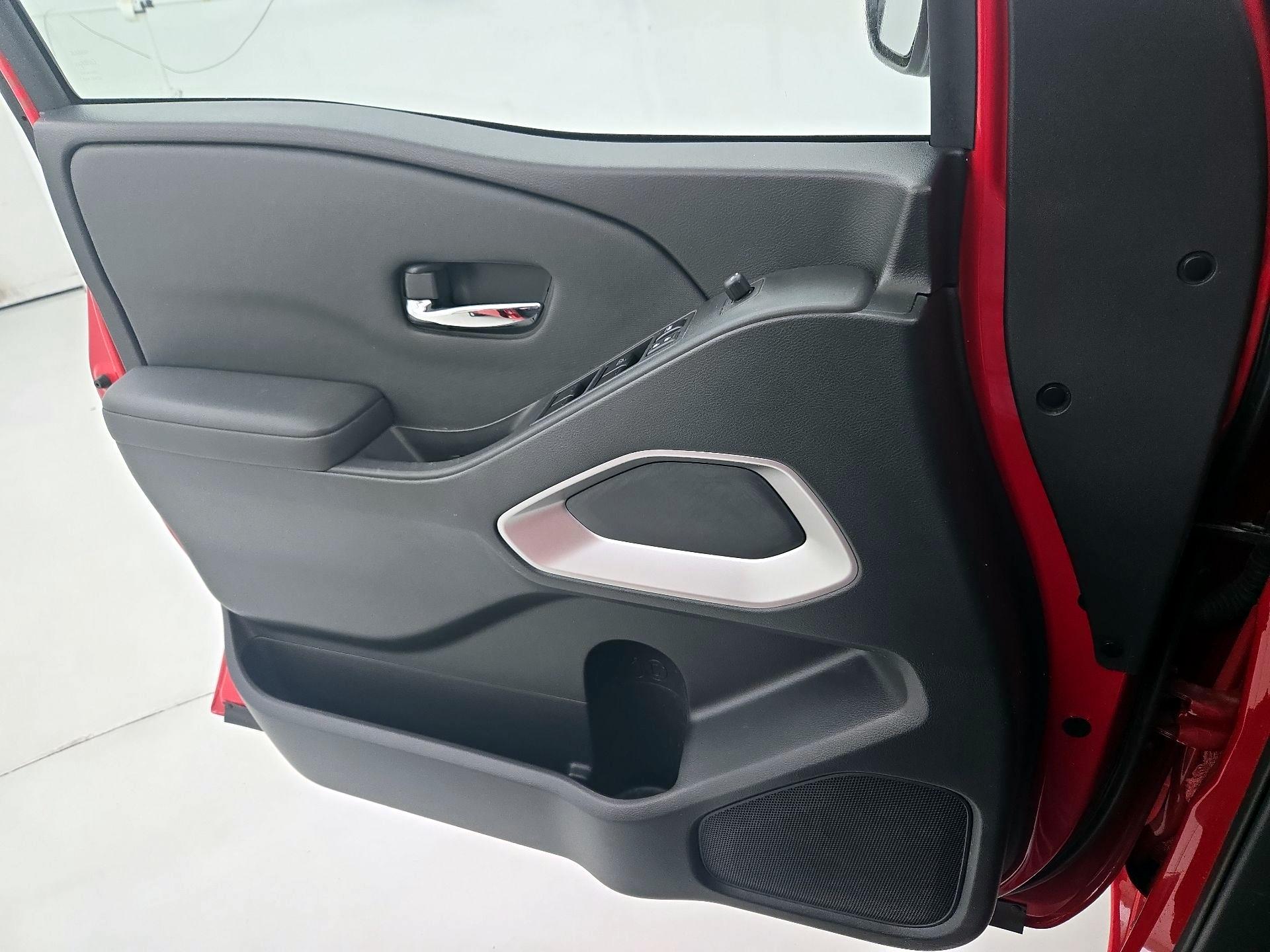 Thumbnail: 2022 Nissan Frontier - 12