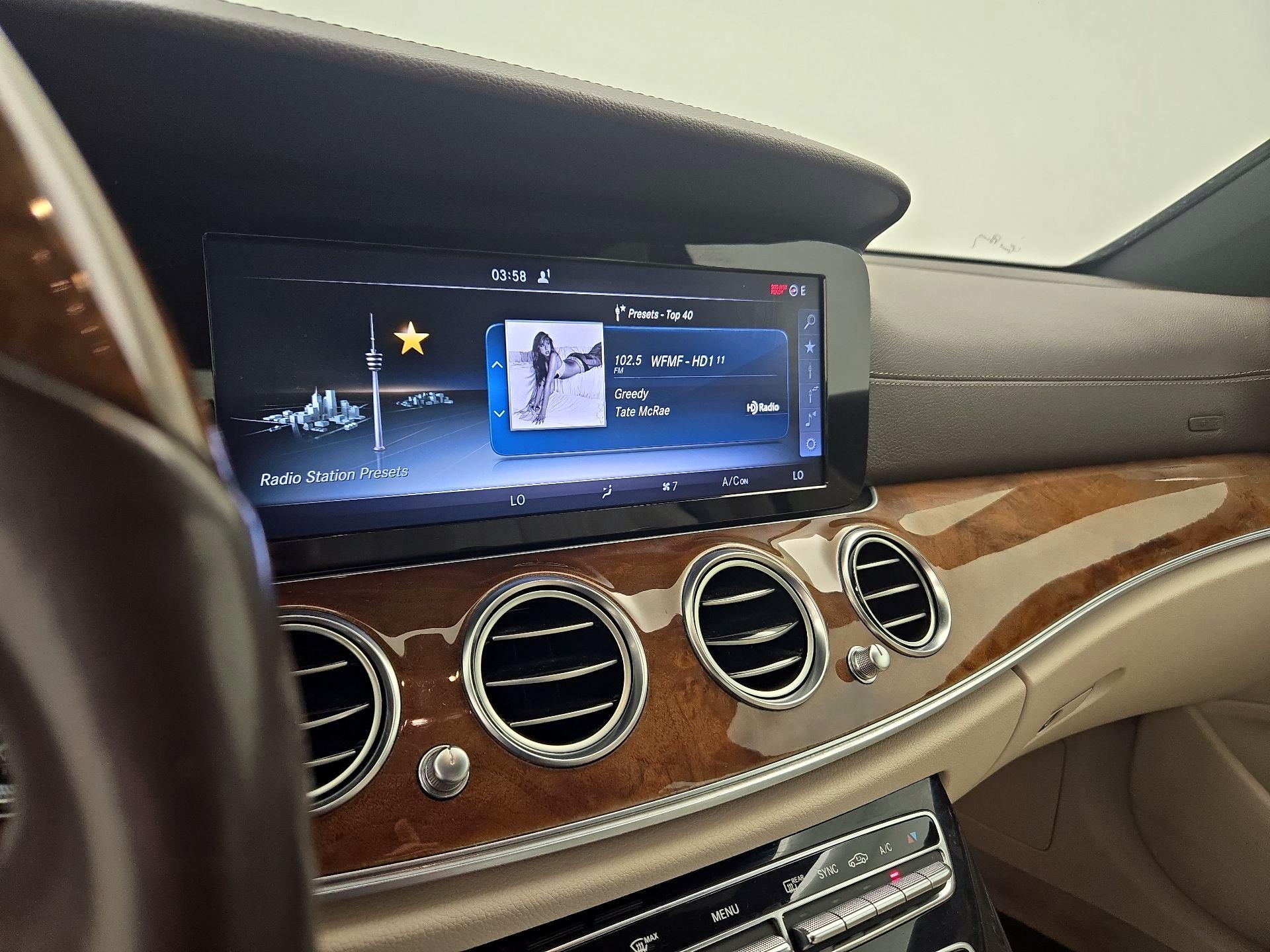 Thumbnail: 2017 Mercedes-Benz E-Class - 16