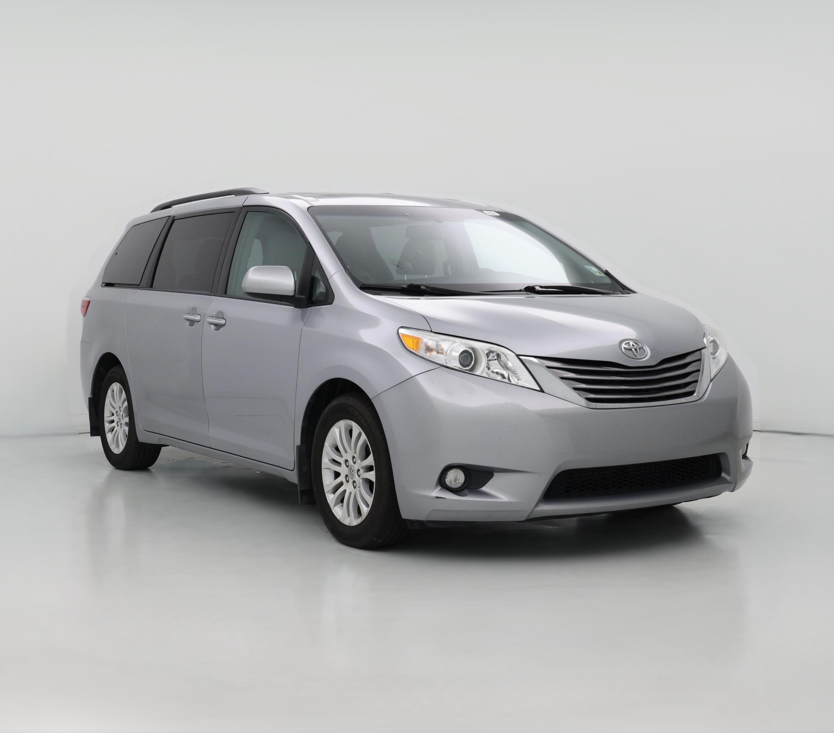 Thumbnail: 2017 Toyota Sienna - 1