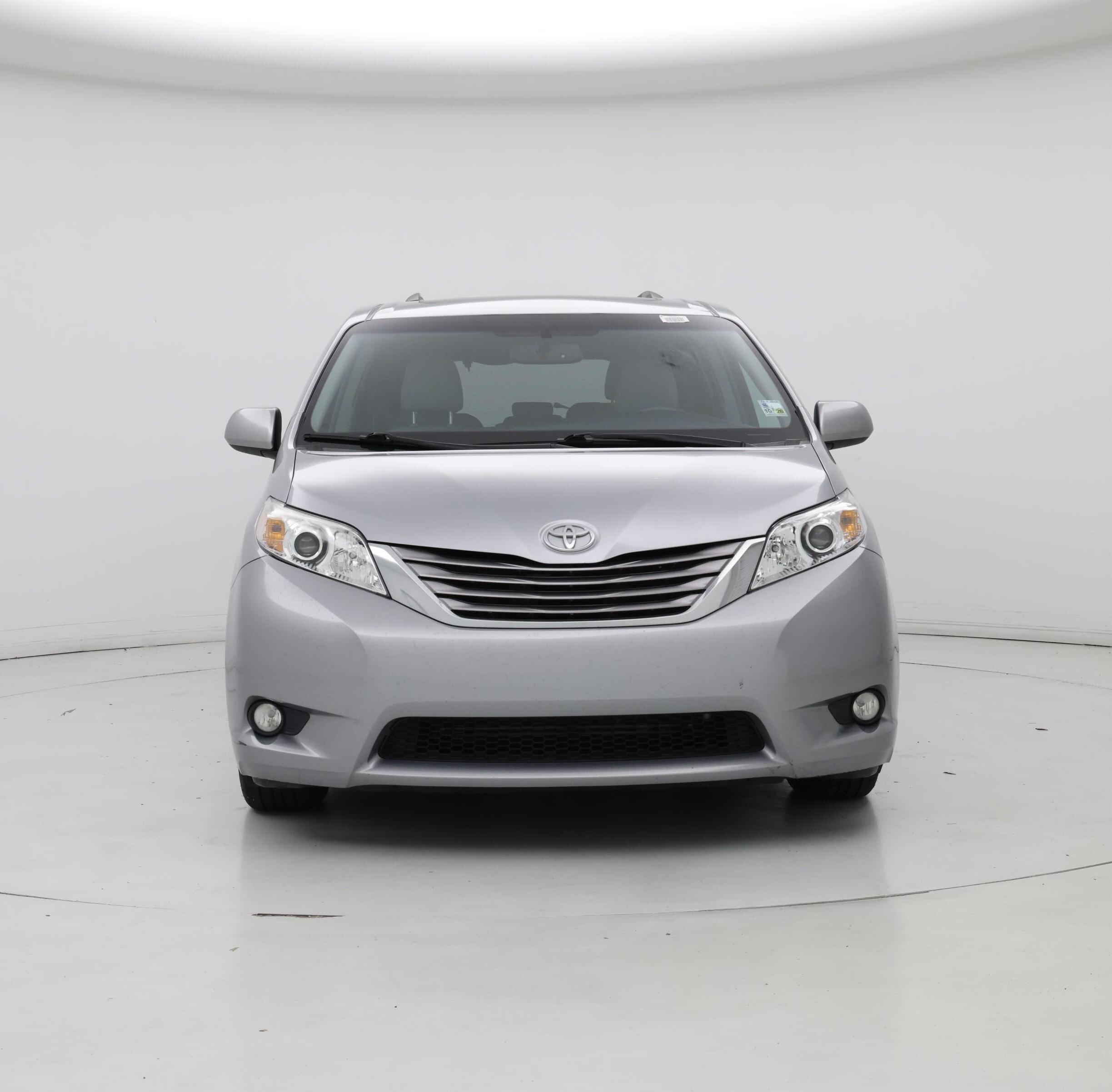 Thumbnail: 2017 Toyota Sienna - 5