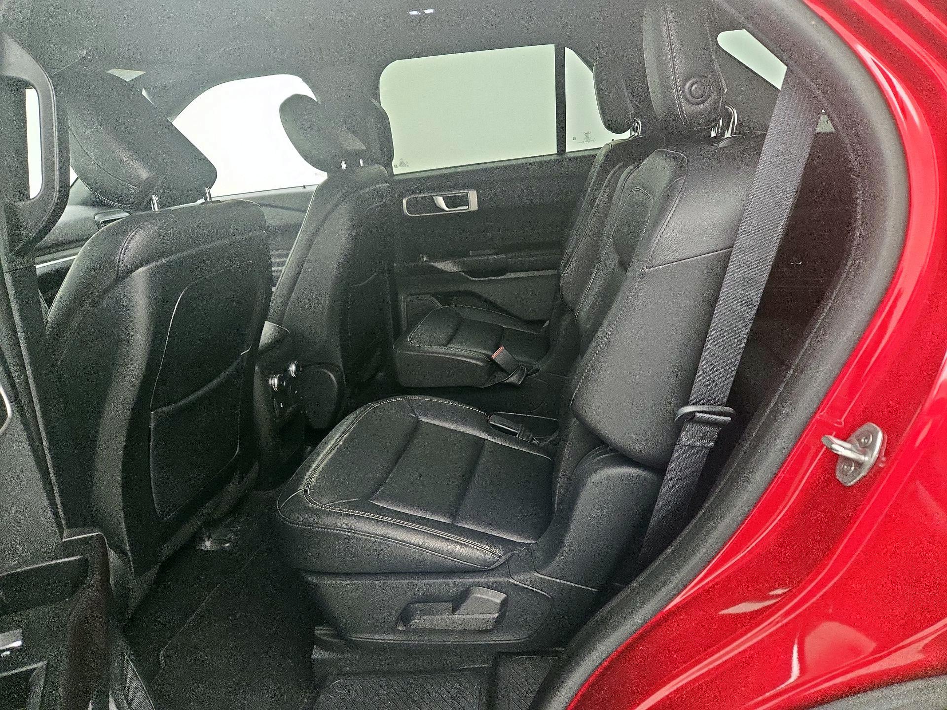 Thumbnail: 2020 Ford Explorer - 20