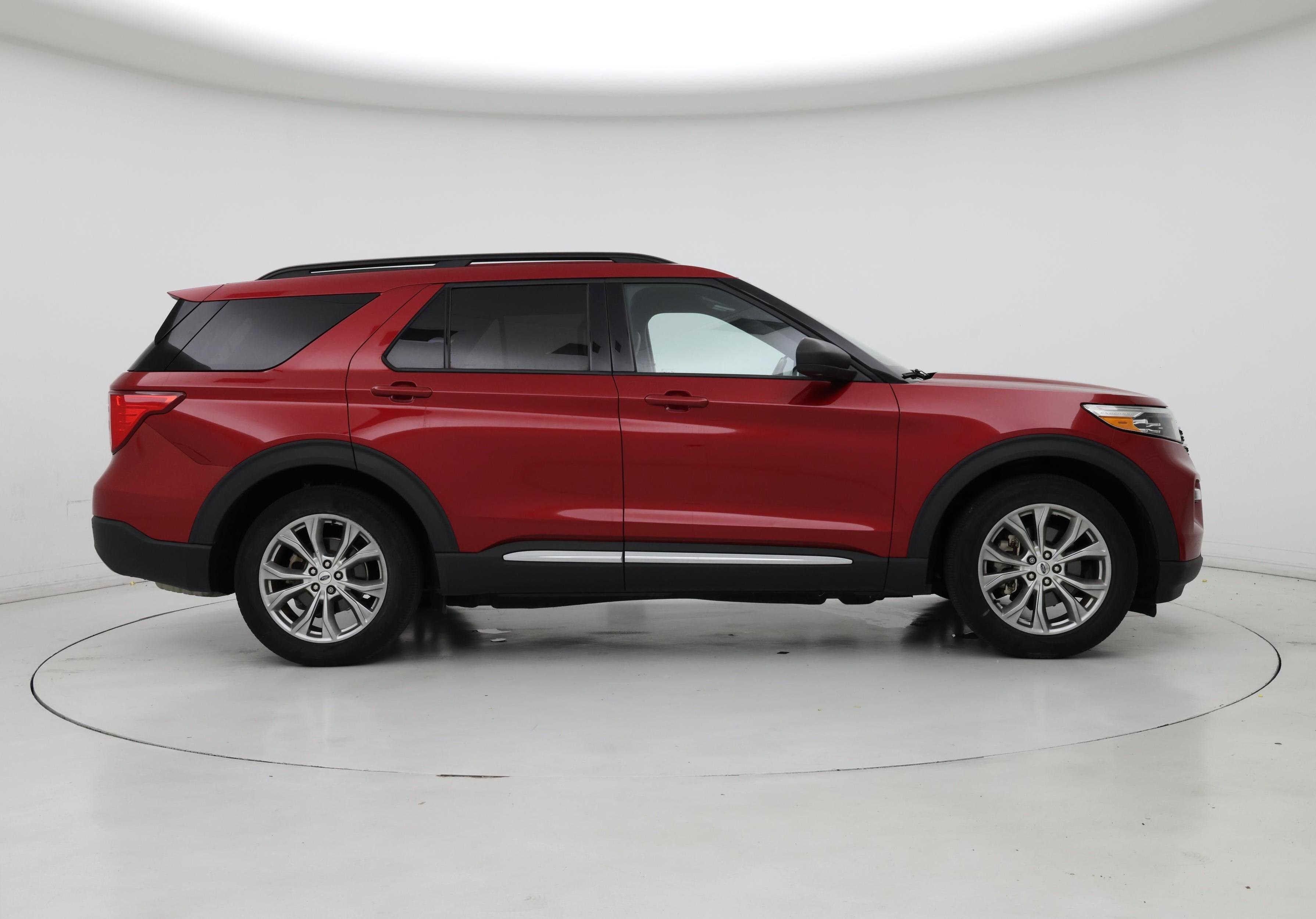 Thumbnail: 2020 Ford Explorer - 7