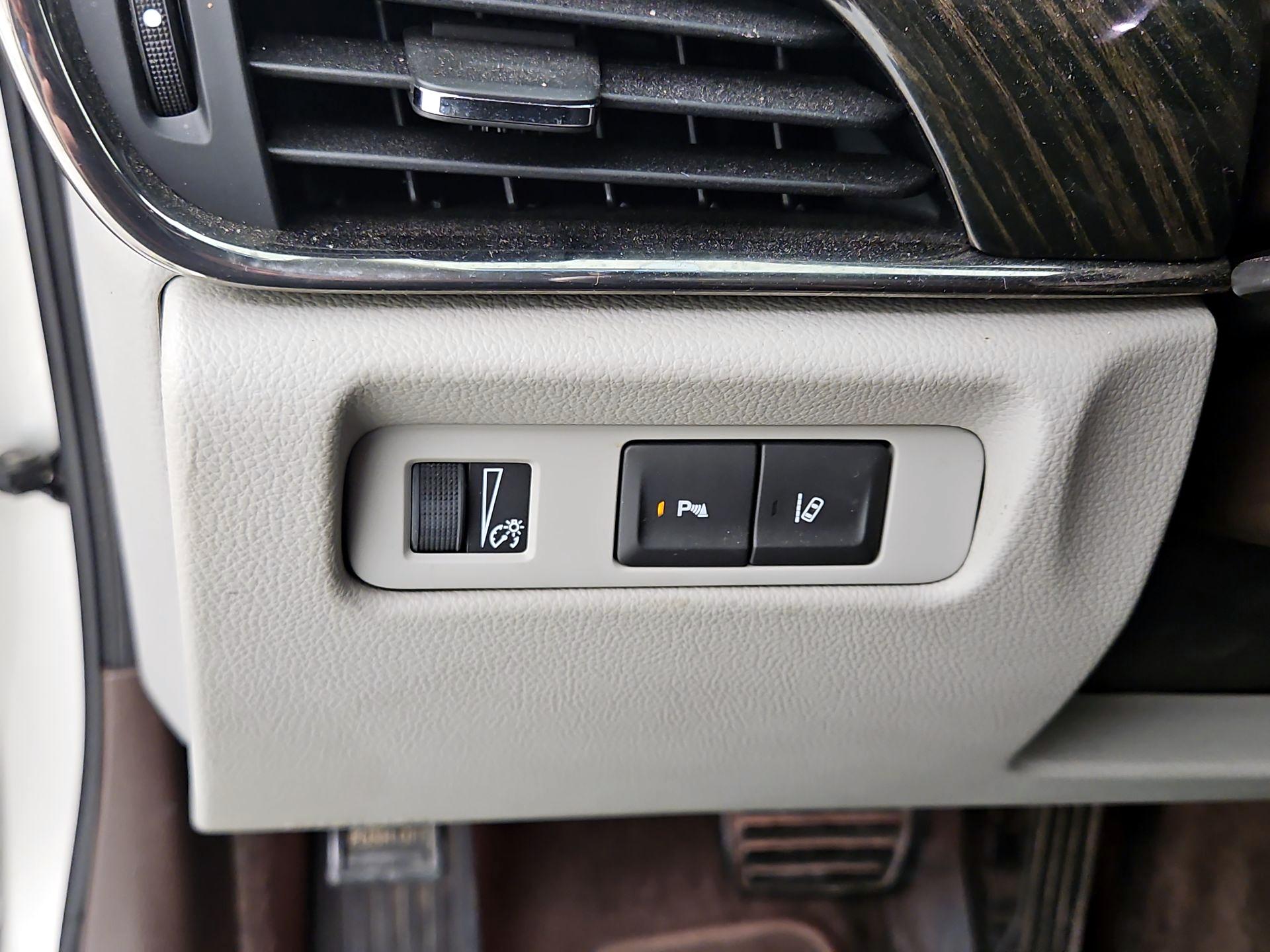 Thumbnail: 2014 Cadillac ATS - 13