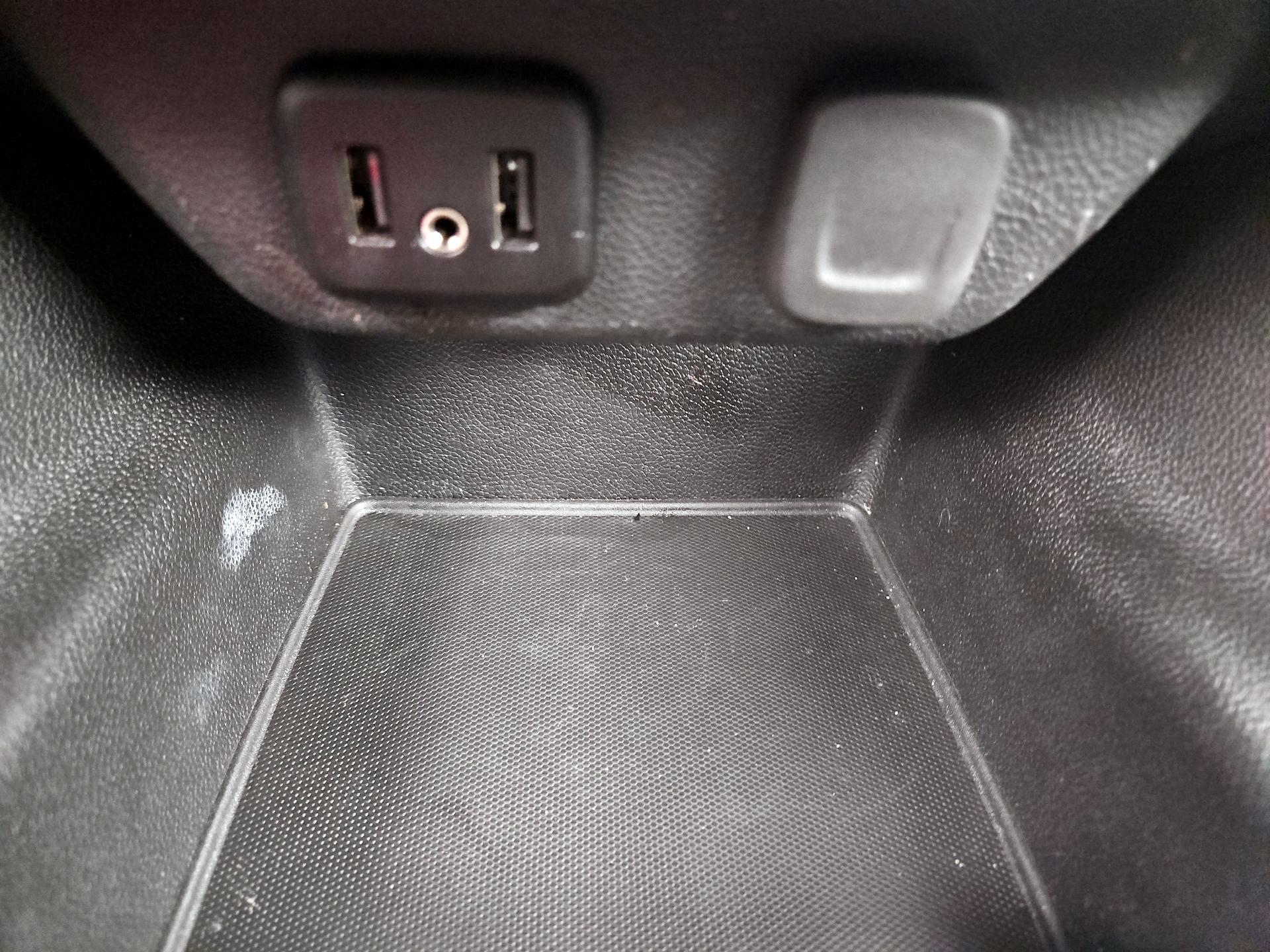 Thumbnail: 2020 Chevrolet Traverse - 18