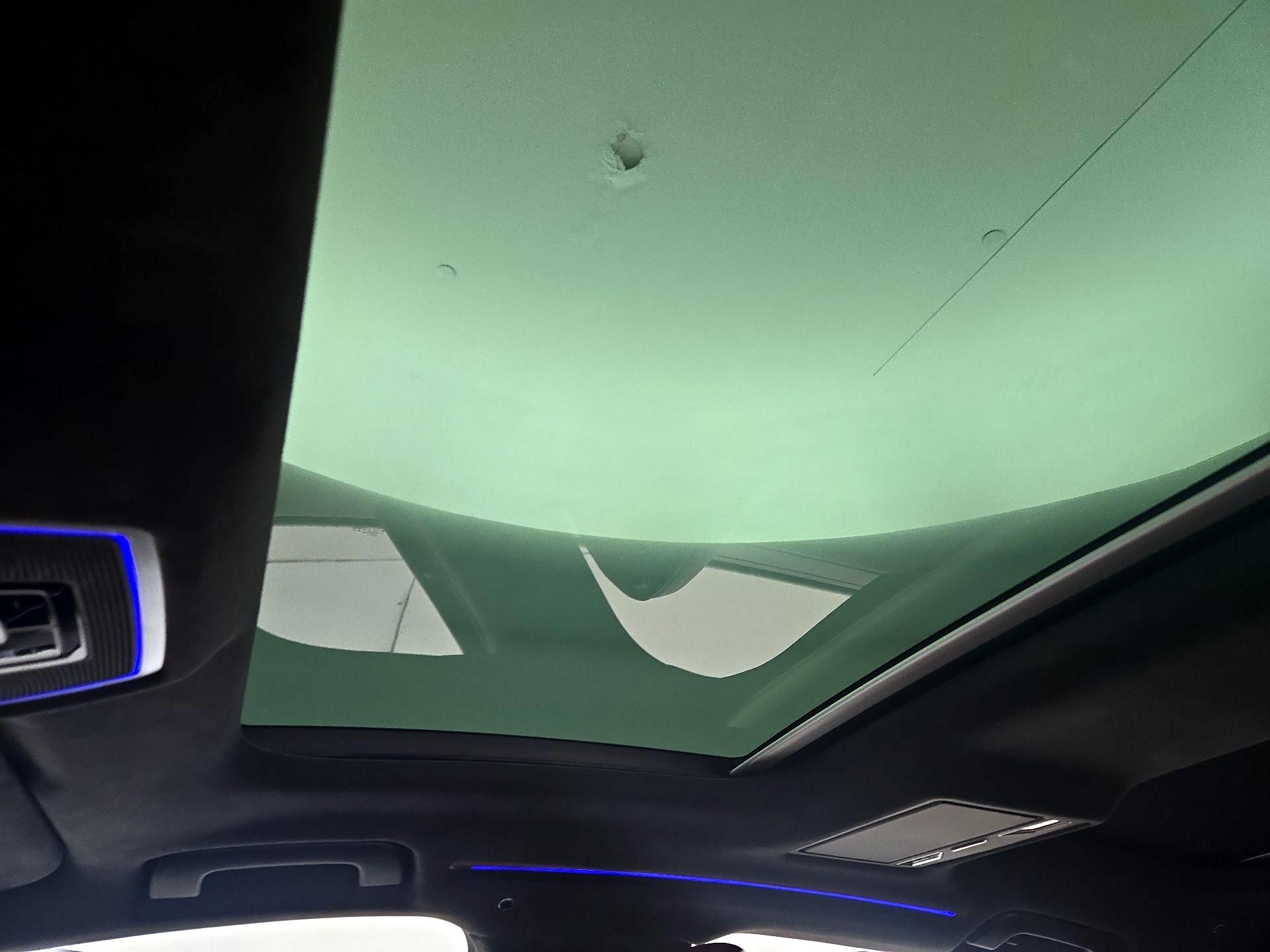 Thumbnail: 2020 Audi S8 - 20