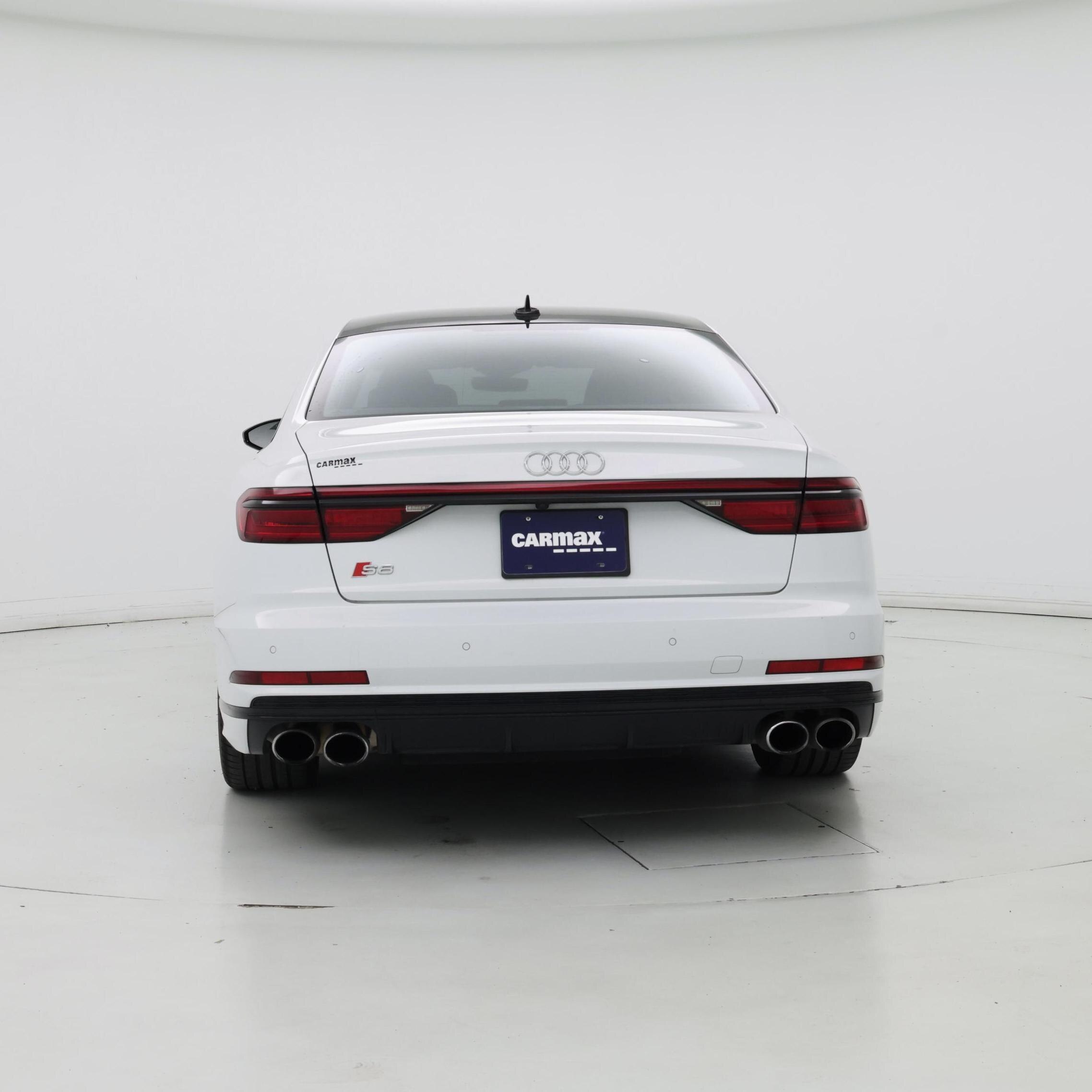 Thumbnail: 2020 Audi S8 - 6