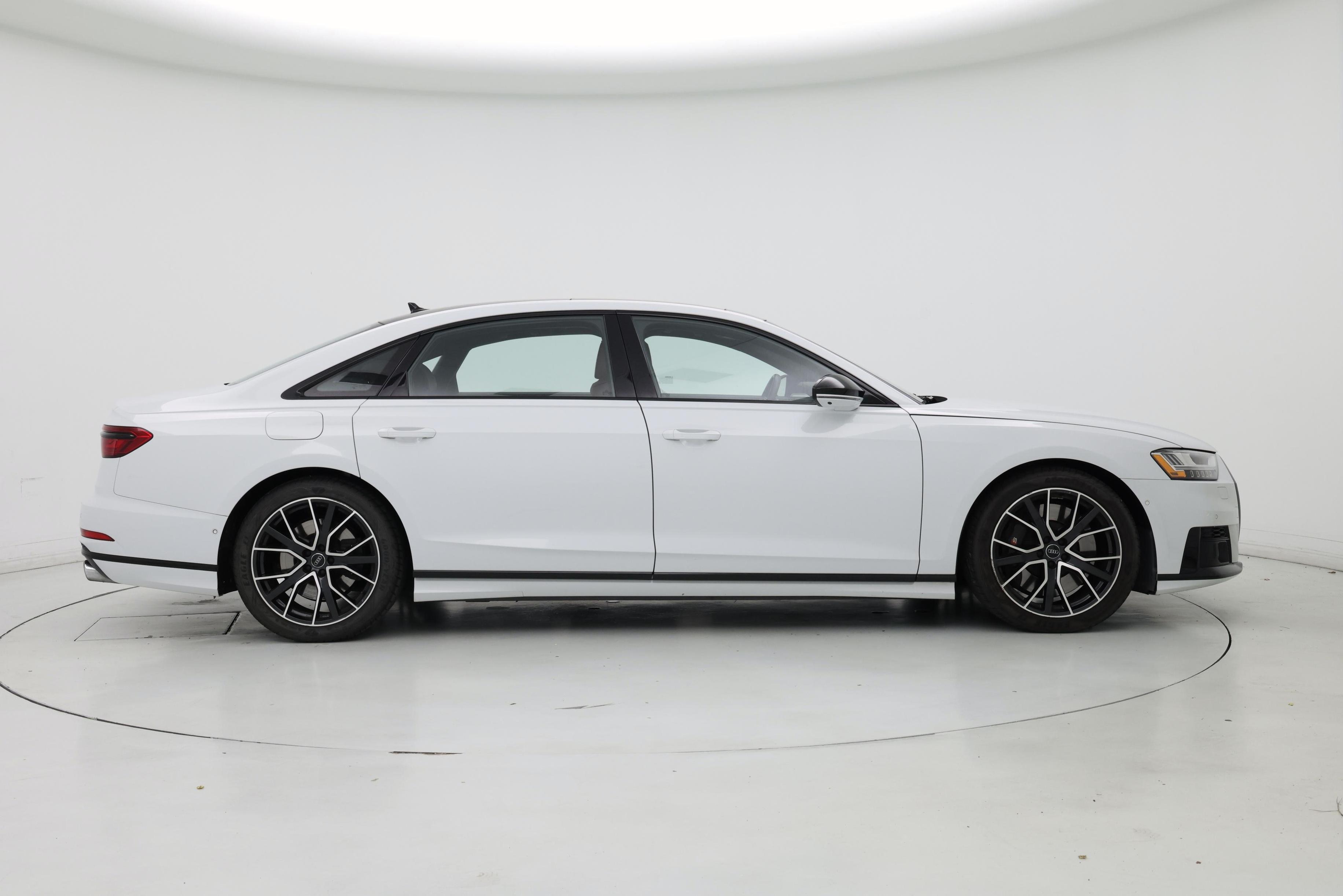 Thumbnail: 2020 Audi S8 - 7