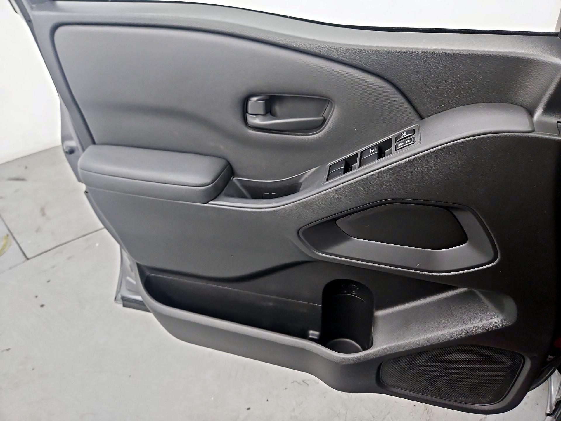 Thumbnail: 2022 Nissan Frontier - 12