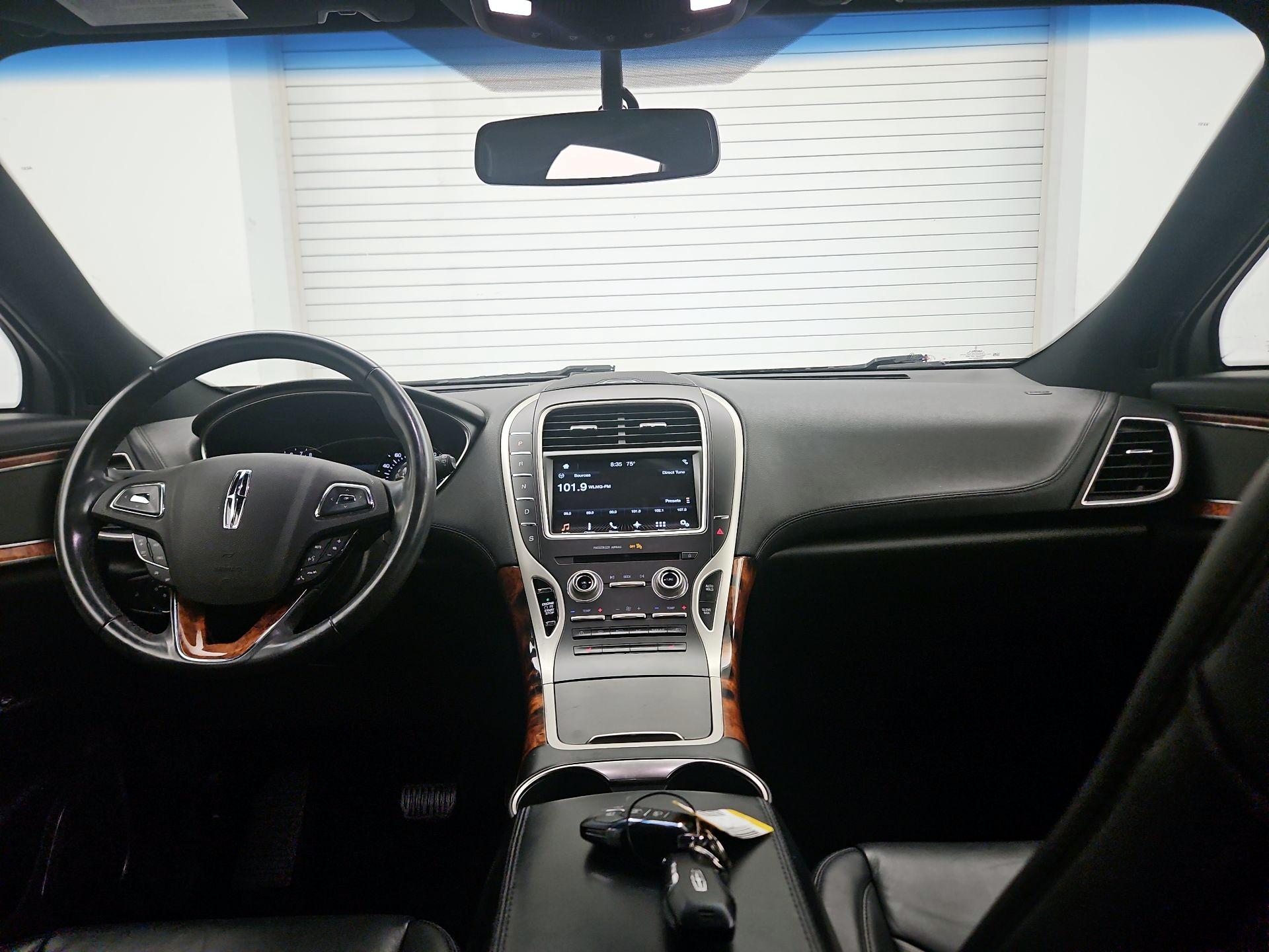 Thumbnail: 2017 Lincoln MKX - 9