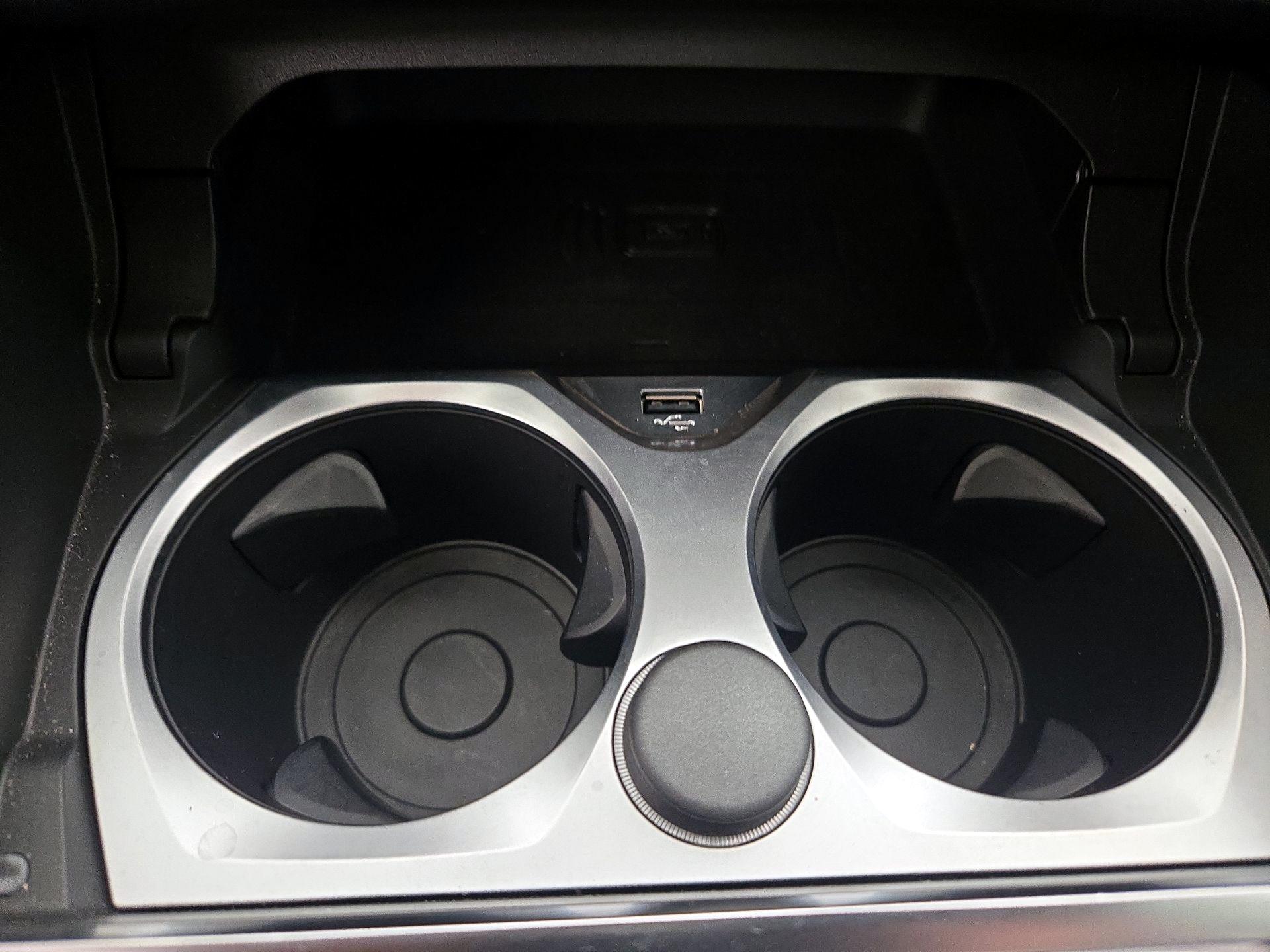 Thumbnail: 2019 BMW 8 Series - 19