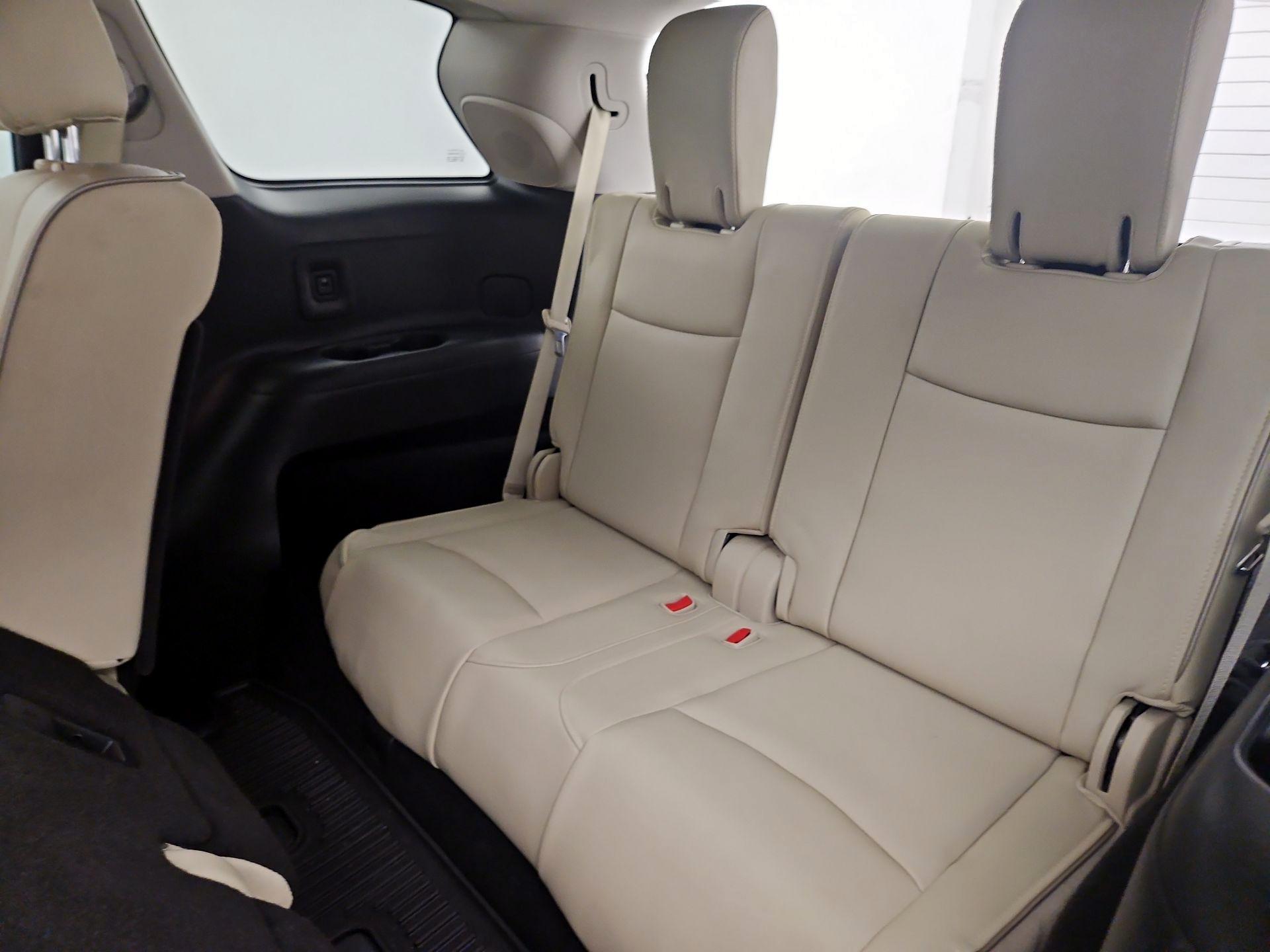 Thumbnail: 2020 INFINITI QX60 - 20