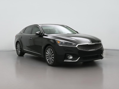 Black 2018 Kia Cadenza Premium