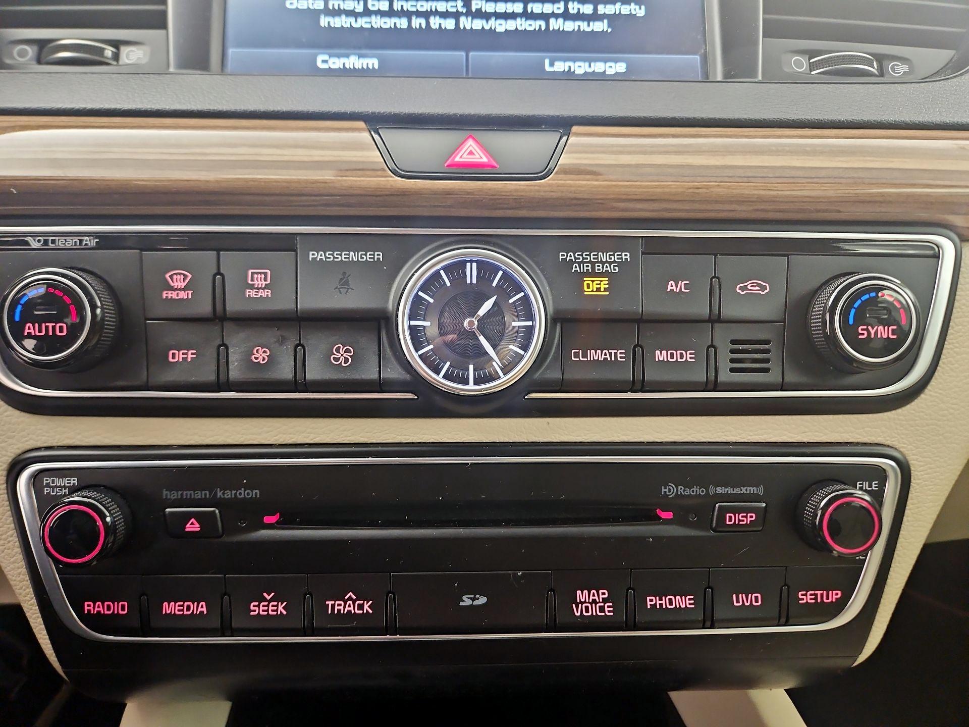 Thumbnail: 2018 Kia Cadenza - 16