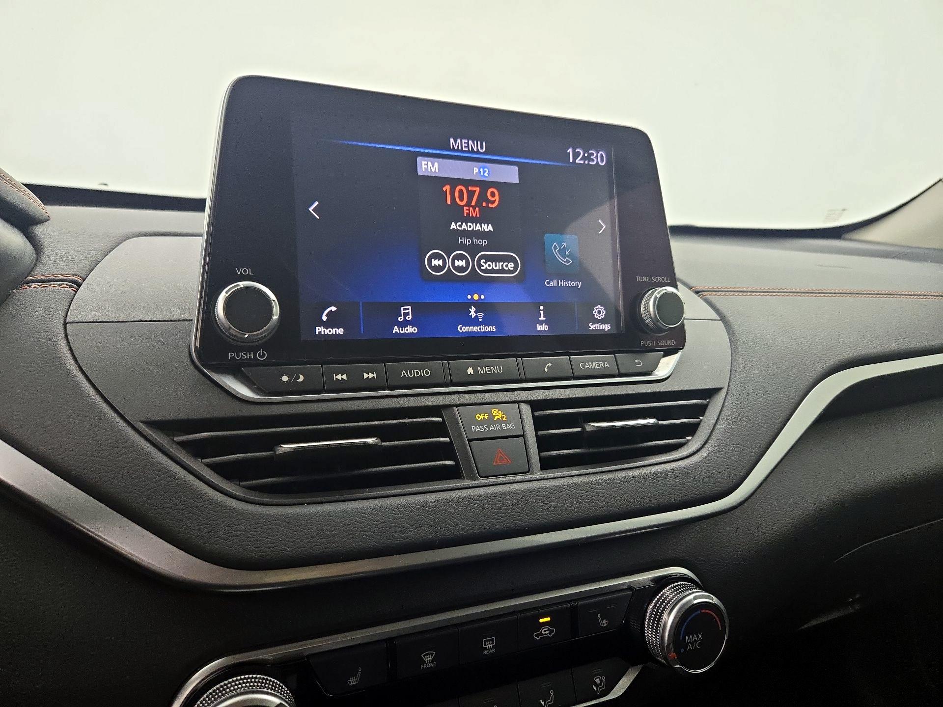 Thumbnail: 2021 Nissan Altima - 15