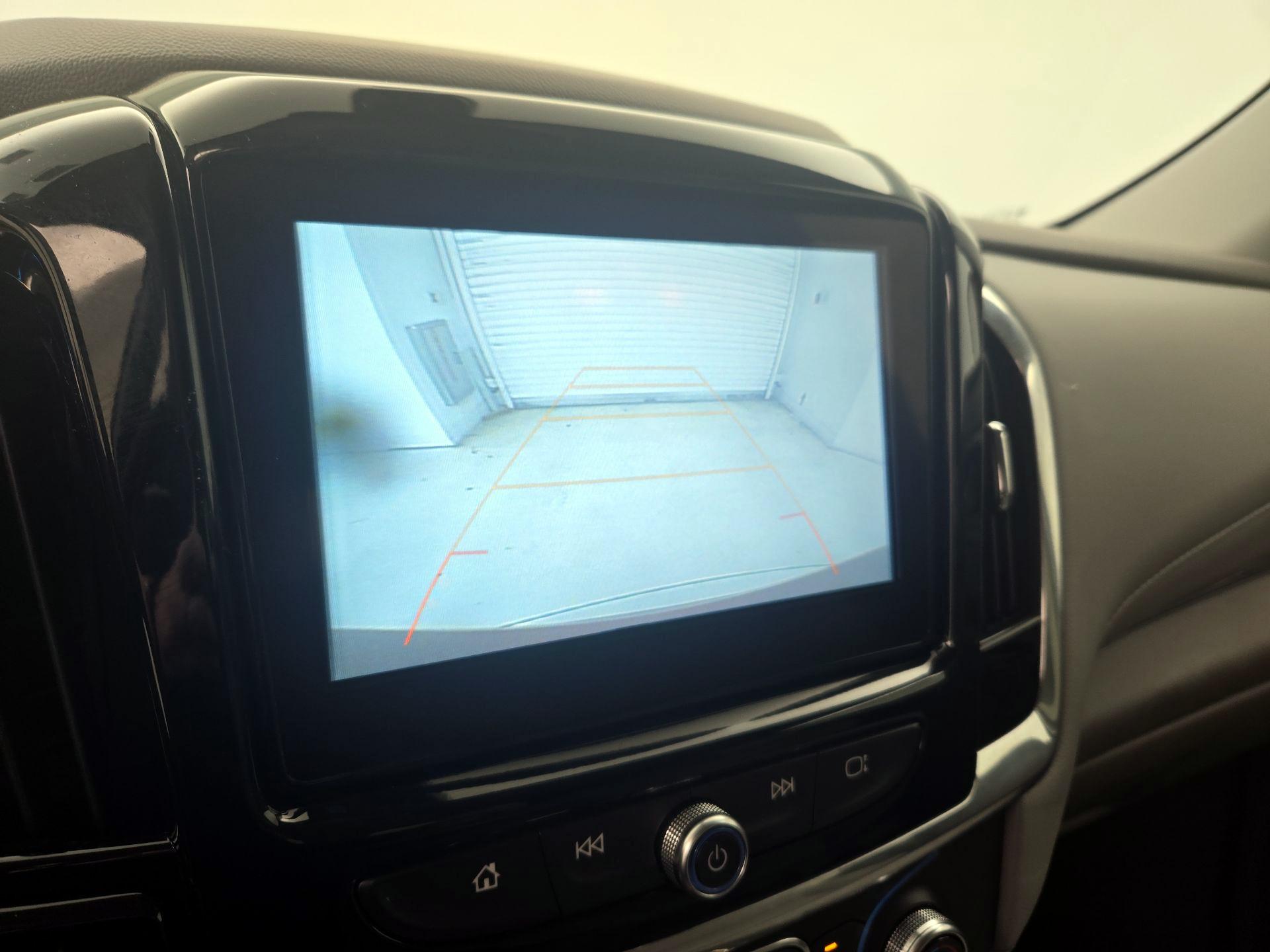 Thumbnail: 2018 Chevrolet Traverse - 14