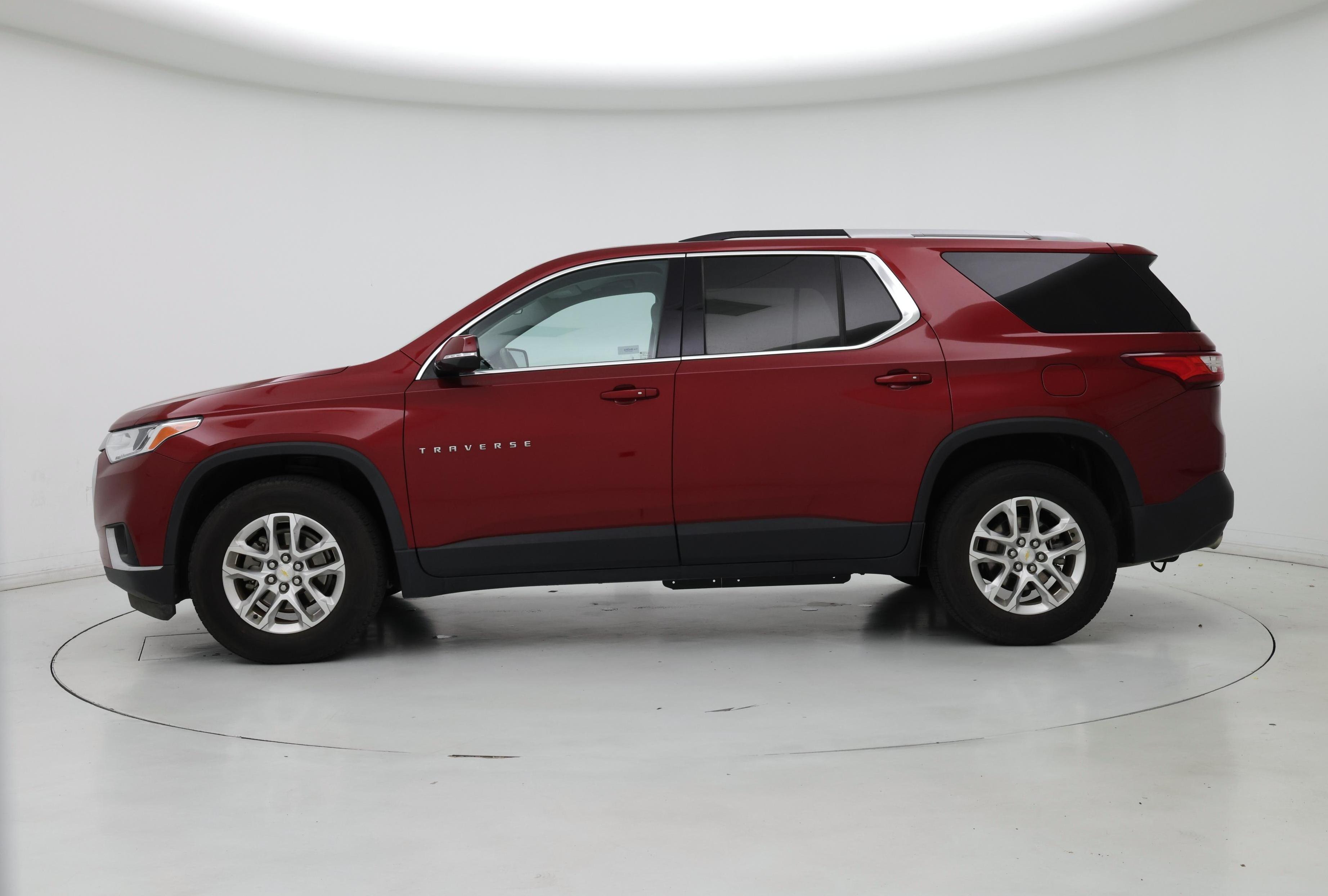 Thumbnail: 2018 Chevrolet Traverse - 3