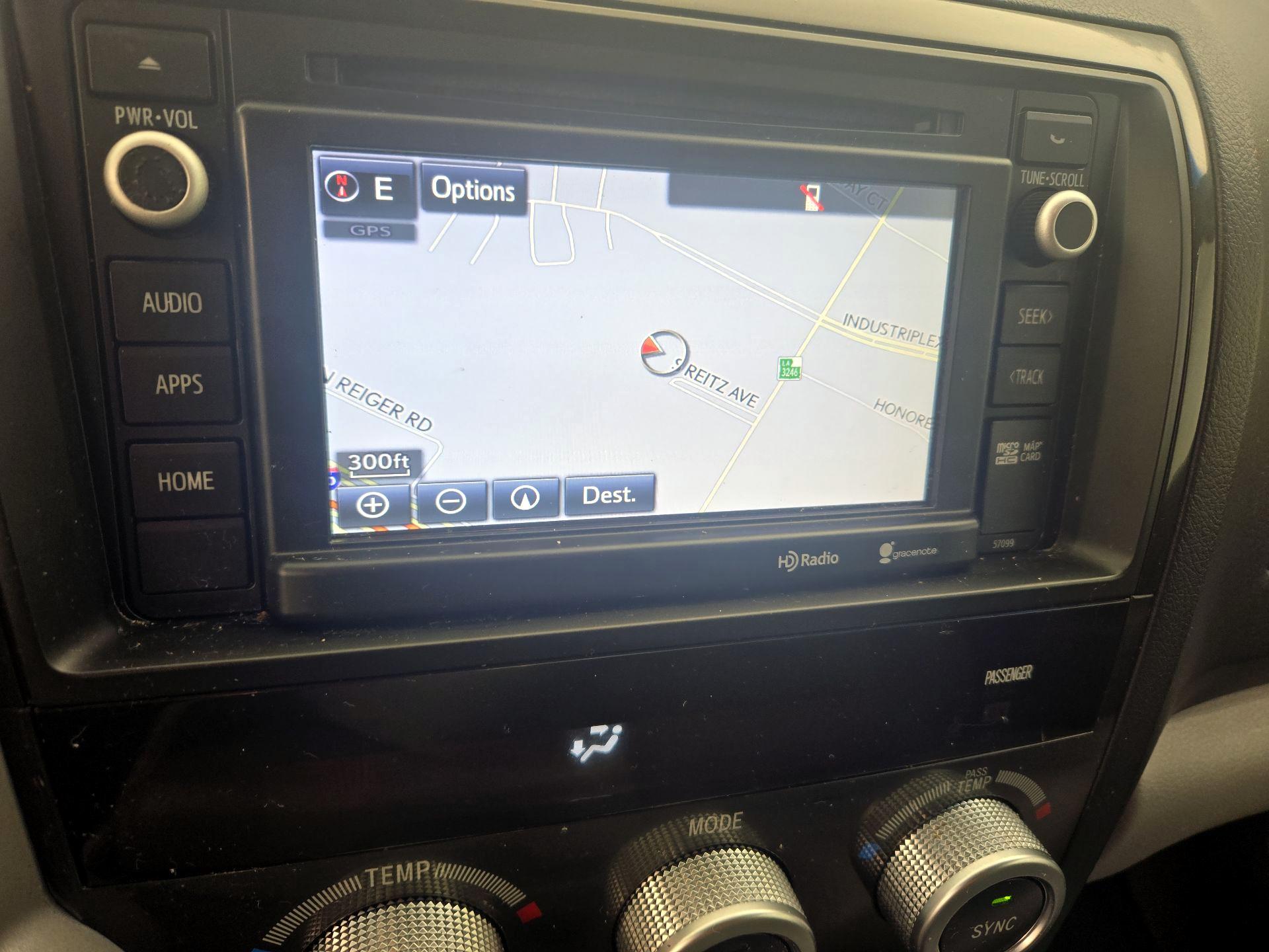 Thumbnail: 2014 Toyota Sequoia - 14