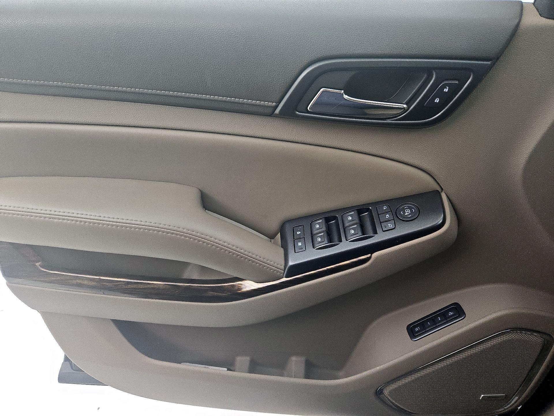 Thumbnail: 2016 GMC Yukon - 12