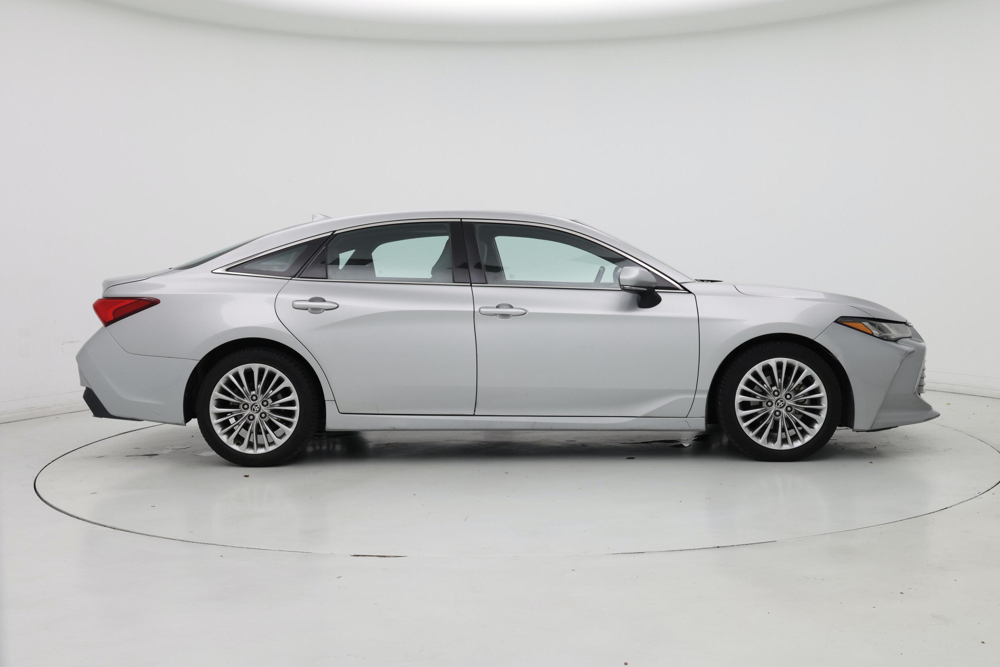 Thumbnail: 2021 Toyota Avalon - 7